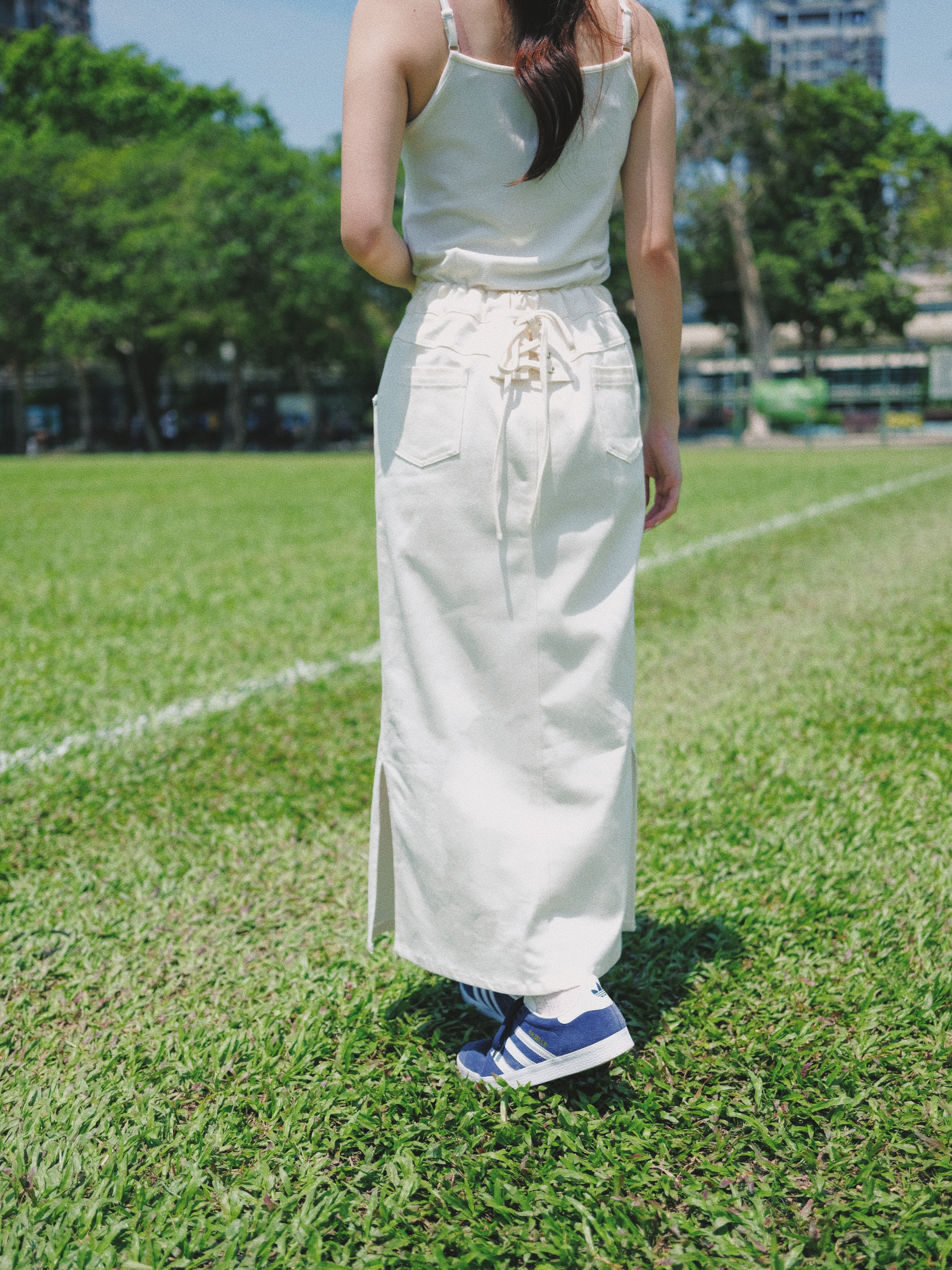 三色 / 微彈修腰後綁繩開叉長裙 / Lace-Up Back Slits Stretchy Twill Skirt