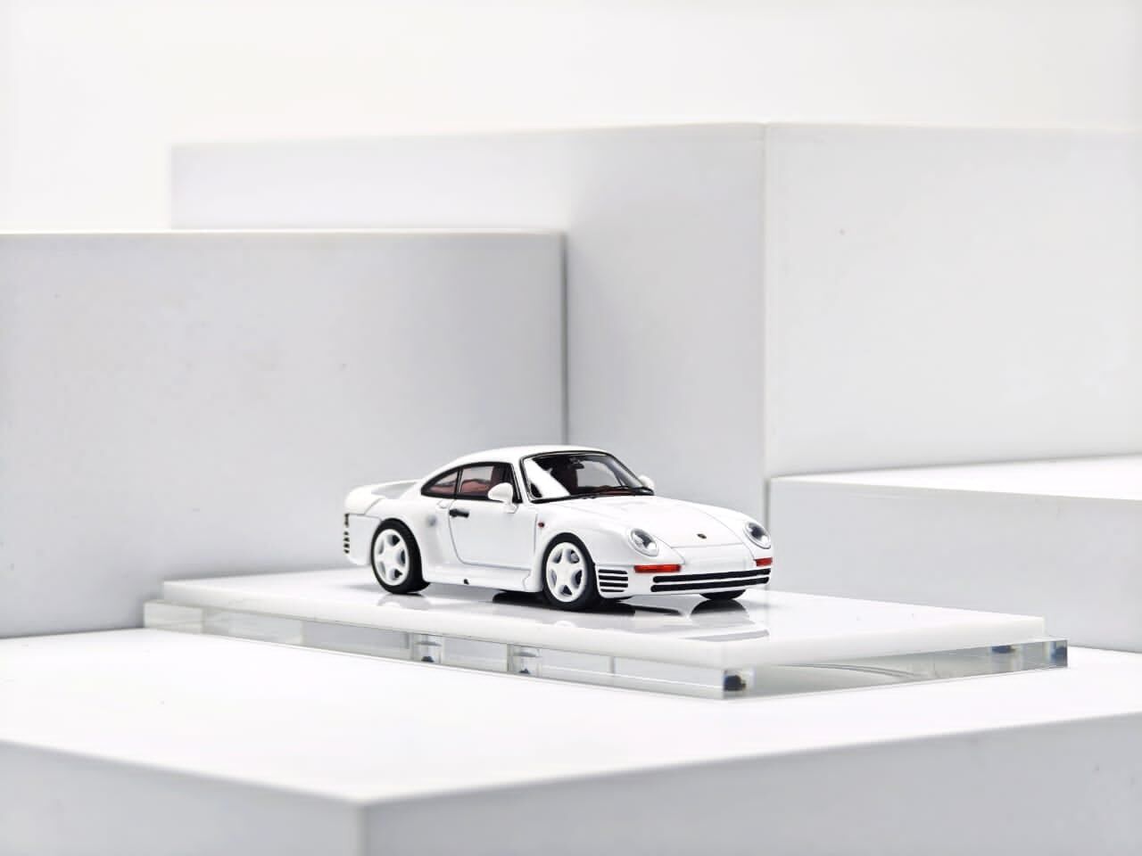 預訂: 1/64 Zincit Model Porsche 959 Ivory White (ZMP959W )