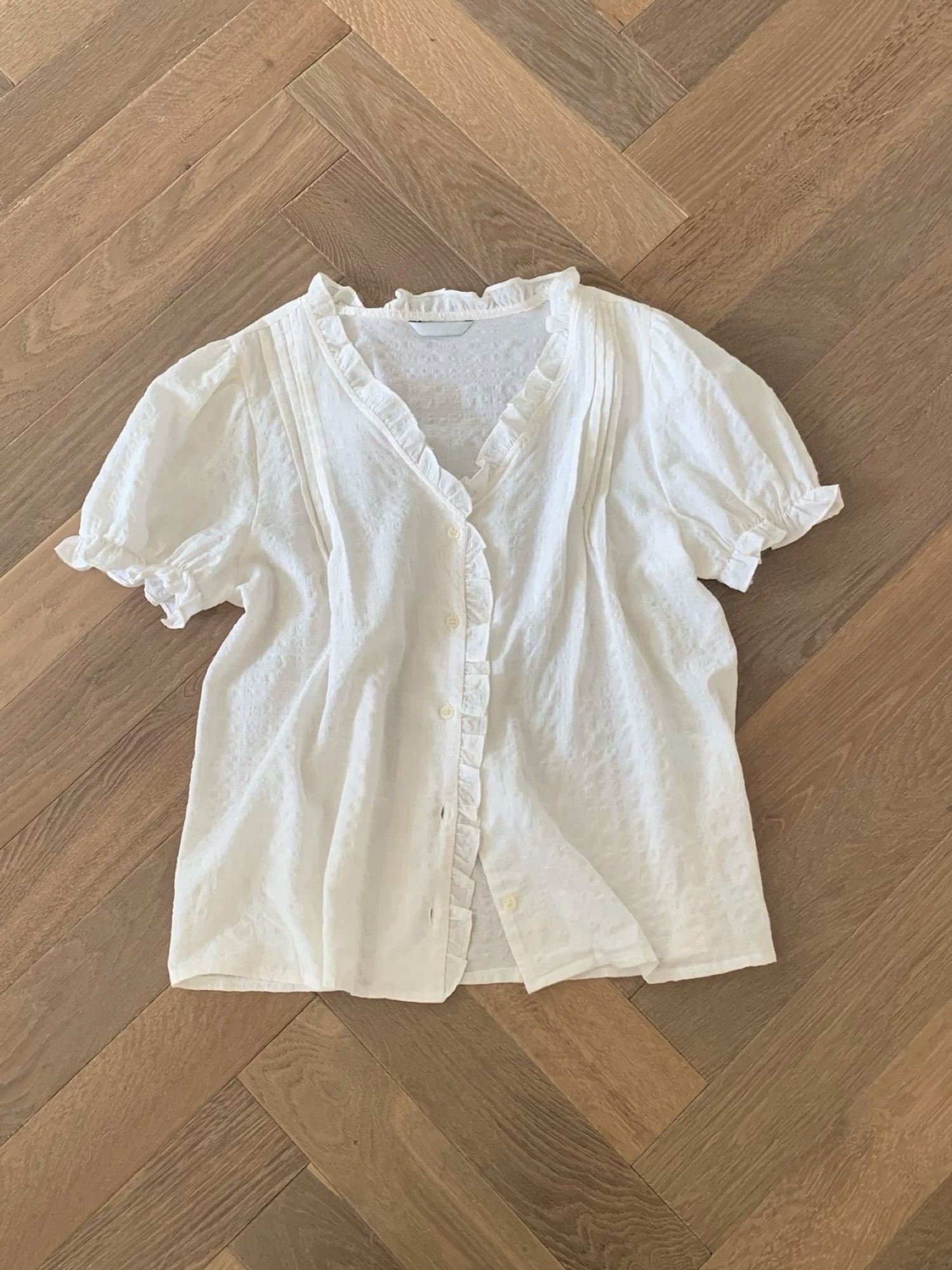 #228N765 沉穩日調，褶褶邊短袖Blouse