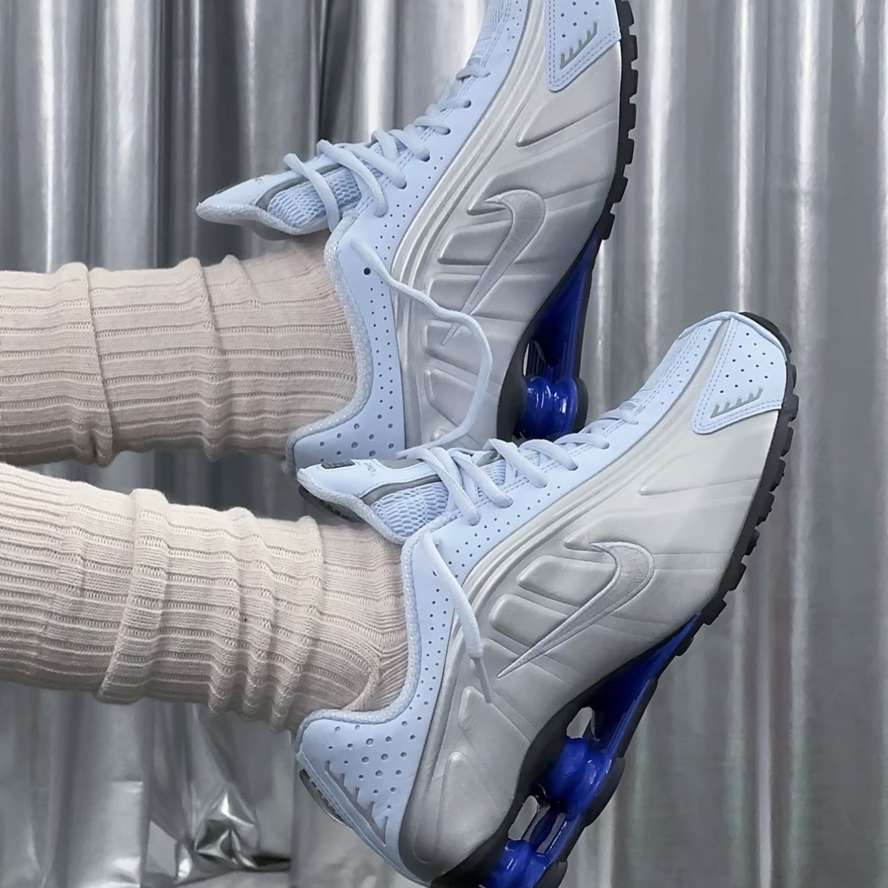 NIKE SHOX R4 藍銀 天空藍 彈簧鞋 運動鞋 女鞋 AR3565-402