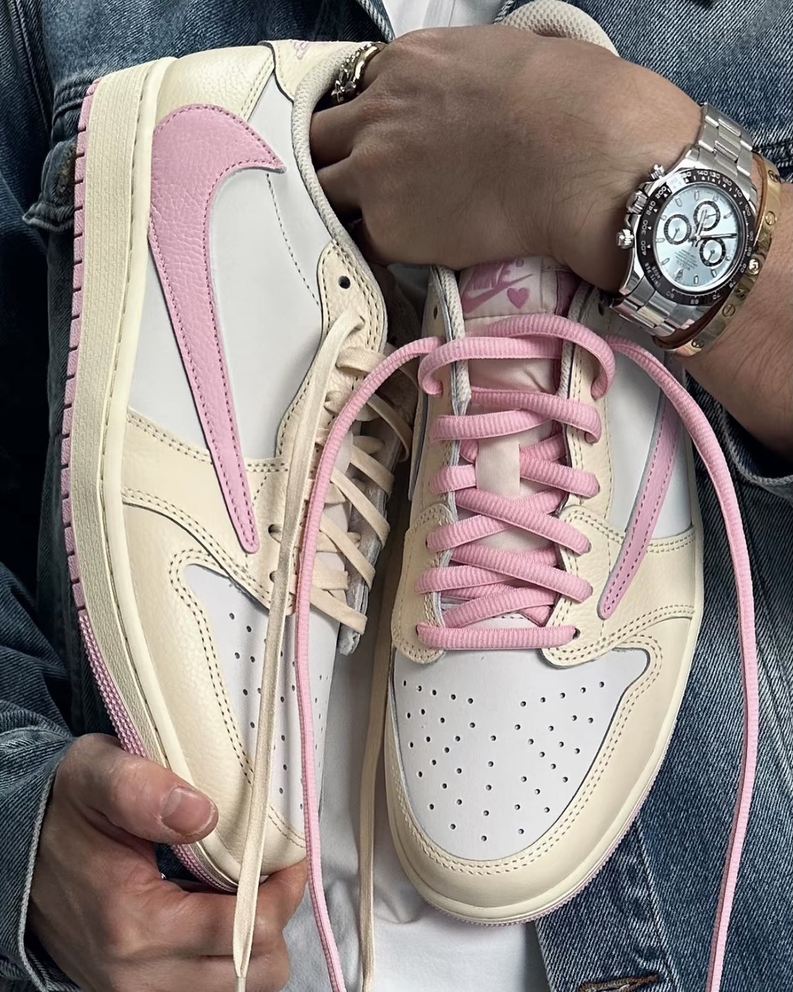 Nike Air Jordan 1 Low x Travis Scott "Shy Pink" 倒勾 淺粉