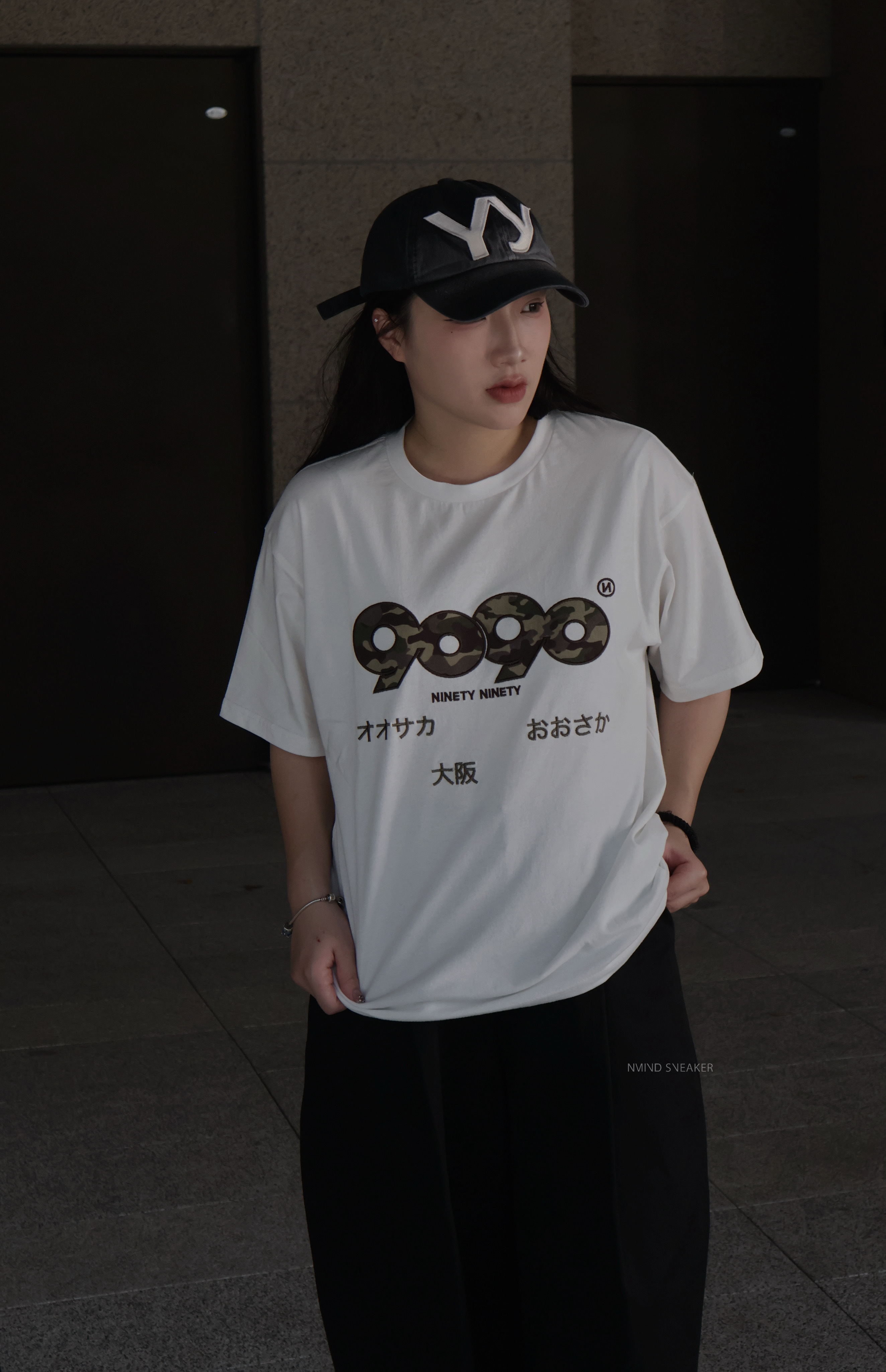 <快速出貨> 9090大阪開幕限定 短踢 黑/白