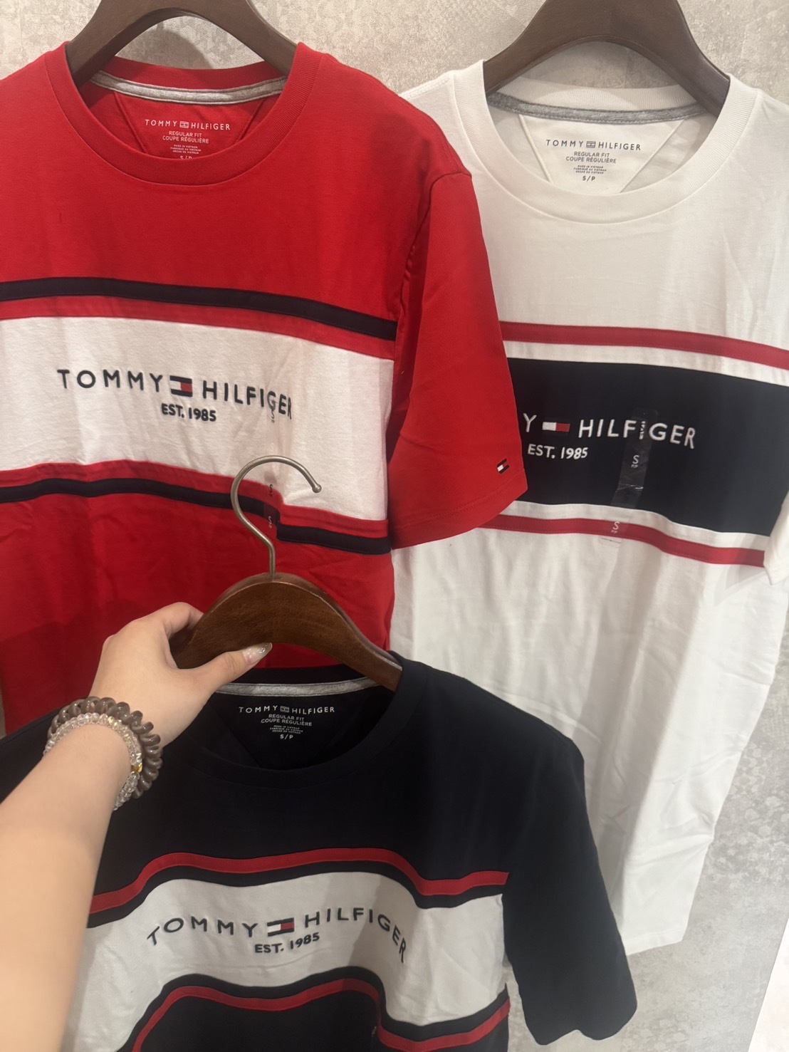 Tommy Hilfiger 橫條拼接 字母國旗 短袖上衣 短T