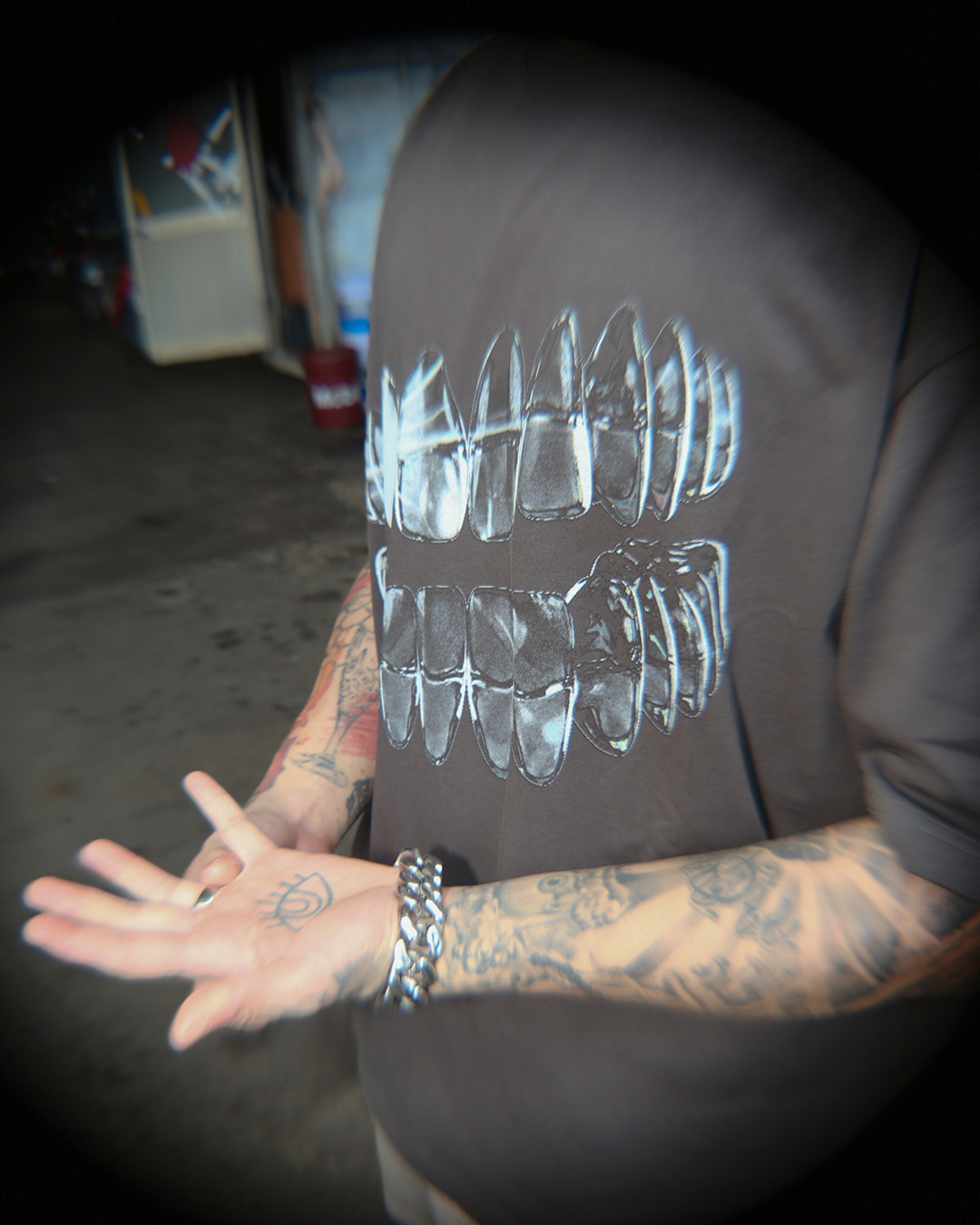 【逢甲 FUZZY】MTA Logo Teeth Boxy Tee 牙齒 短袖 黑色 紫色 M26ST4