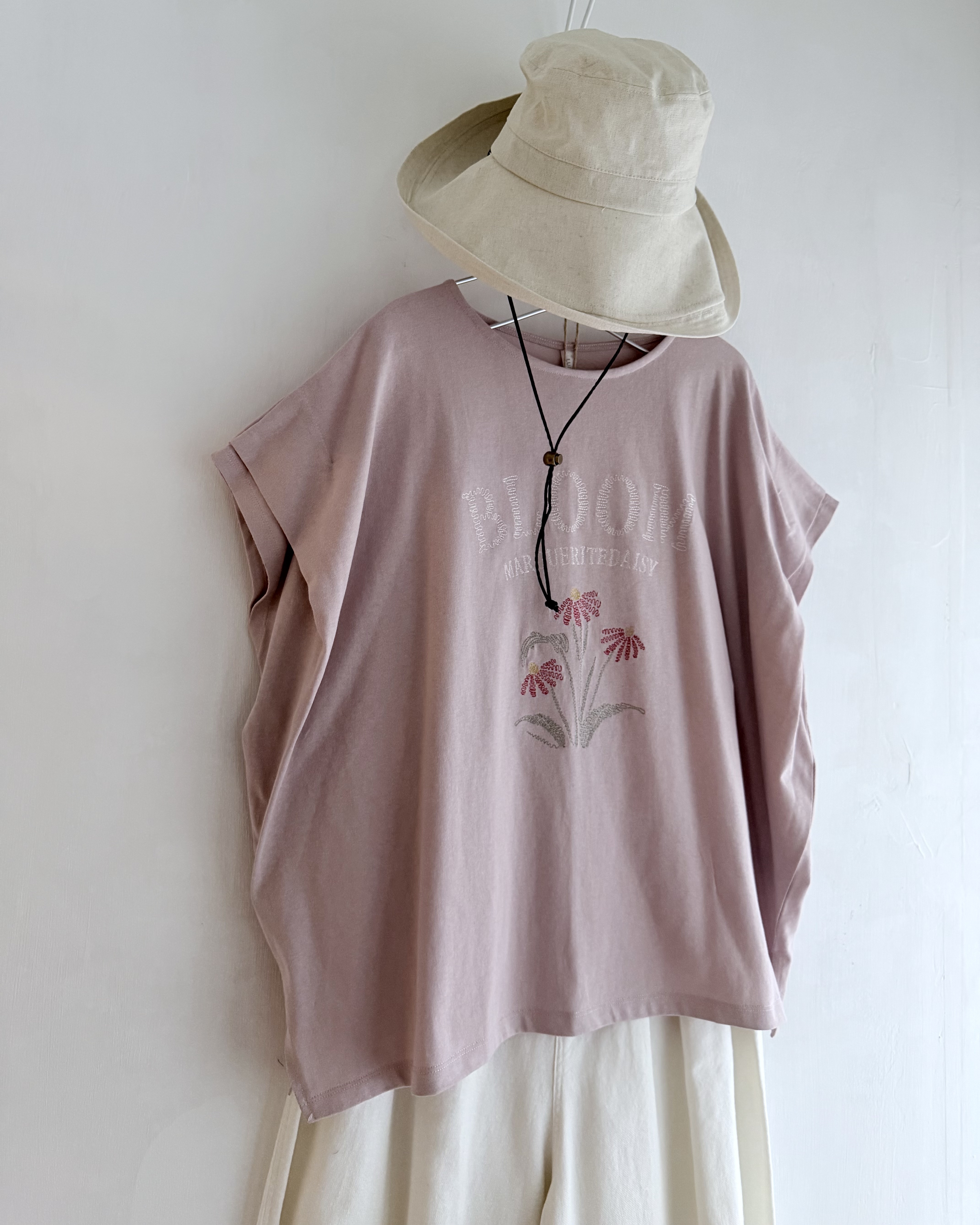 LUPILIEN 粉紅色刺繡圓領top