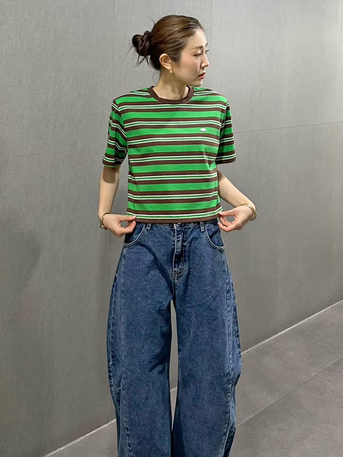 咖條紋短T