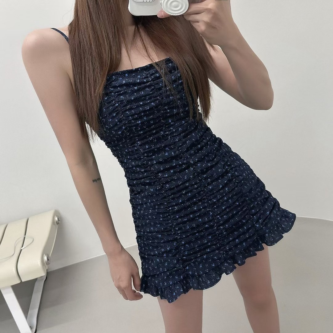 吊帶印花皺褶短洋裝