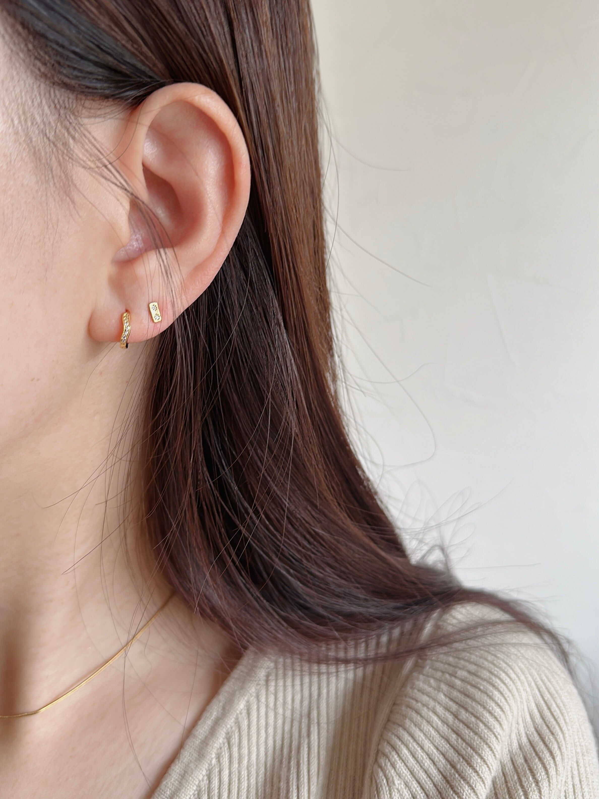 SS shiny wave hoop pierce