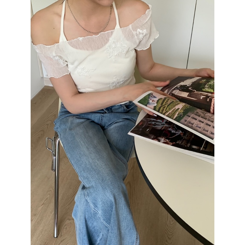 A06 귀여워！透紗花花刺繡上衣+掛脖背心 #9977