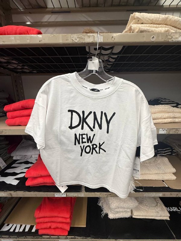 [U] DKNY WHT/BLK WOMEN'S RHINESTONE GRAFFITI LOGO T-SHIRT, DP6T1318-WHB (UD356)