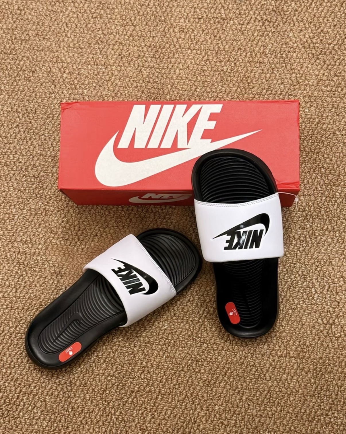 男鞋 NIKE VICTORI ONE SLIDE 白黑 柔軟 休閒 基本款 拖鞋【CN9675-005】