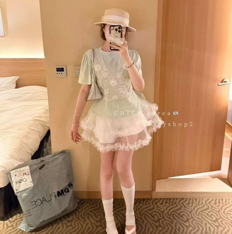 BE01 胸34-42 長23.5 $459 (一口價)