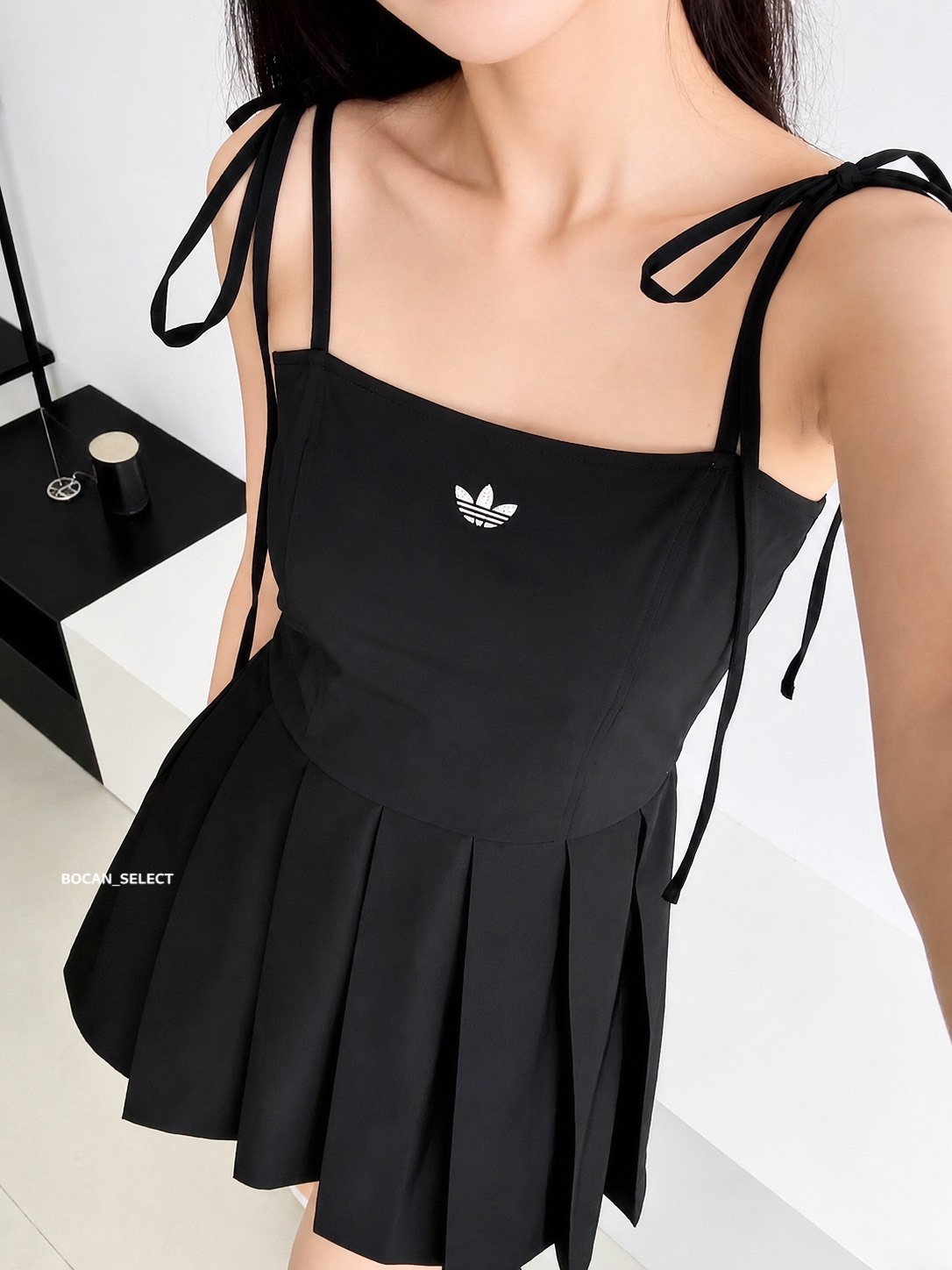 ADIDAS ORIGINALS 蝴蝶結 連身小黑裙