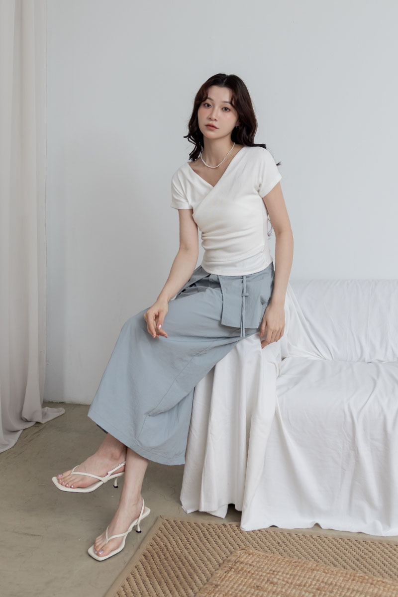 不對稱交疊垂飾工裝長裙