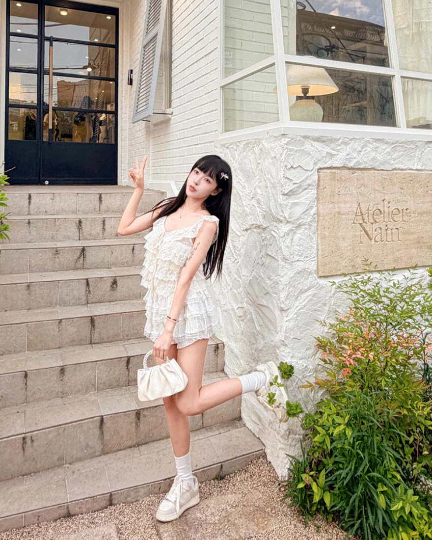 LINA LINA甜美悸動網紗蕾絲層次蝴蝶結上衣-柔美杏