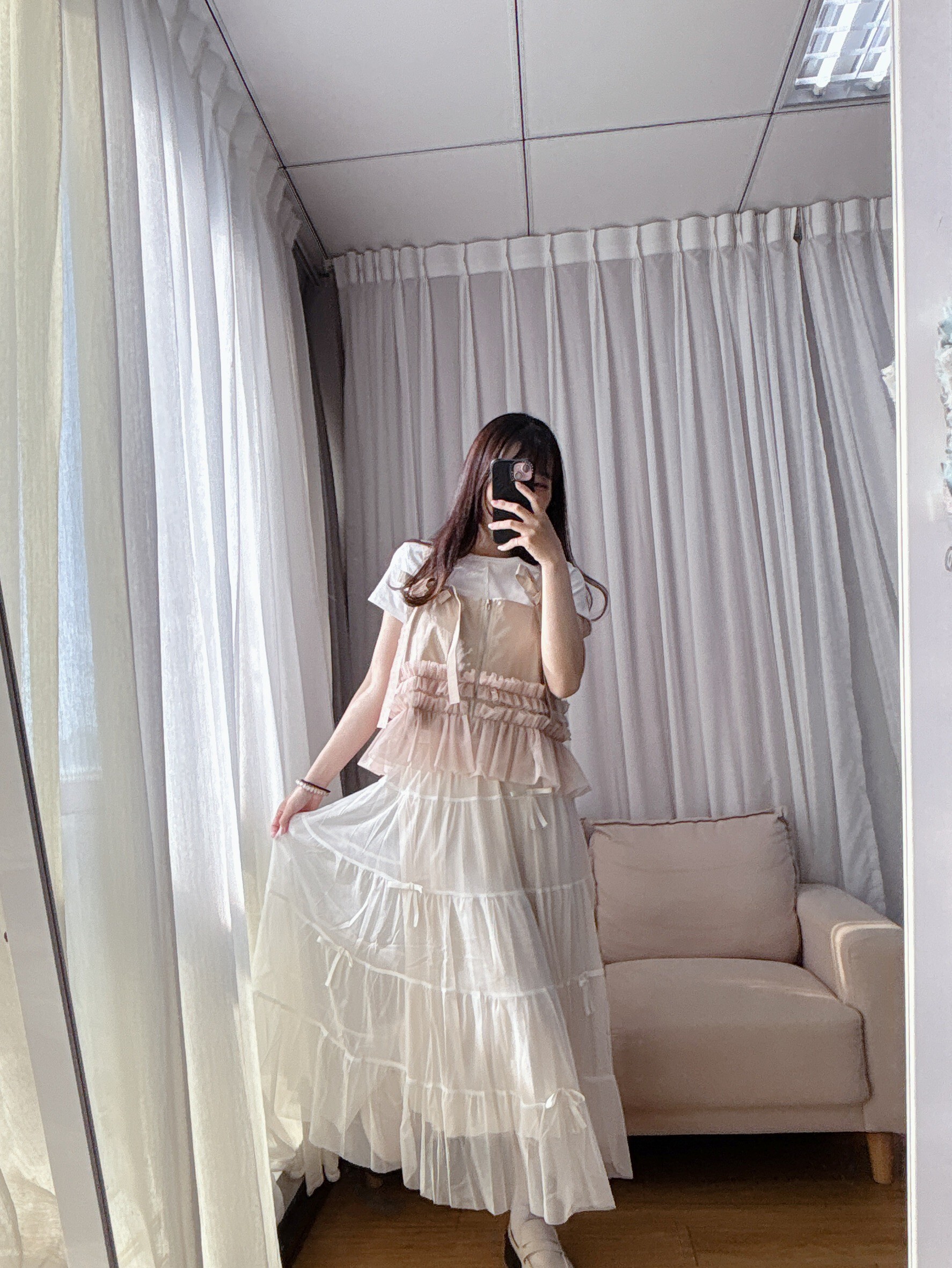 Double-layered tulle long dress with bow