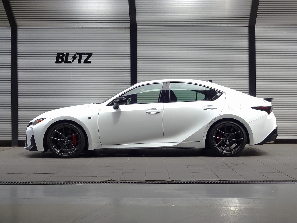 BLITZ ZZ-R DSC PLUS 電子可調避震器LEXUS IS300h 2026-