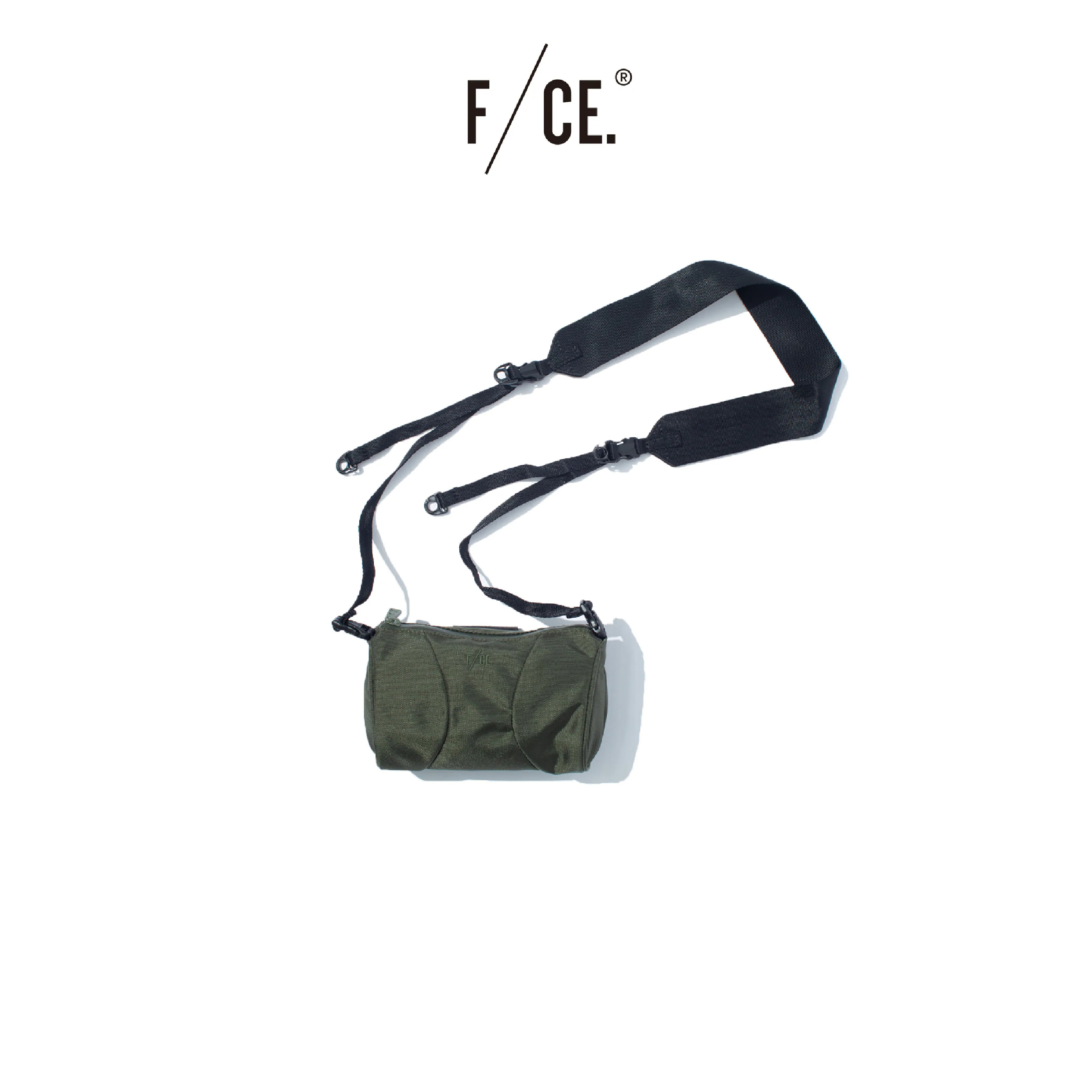 F/CE. 420 Re/cor Urban / 0.9L 側背圓筒小包