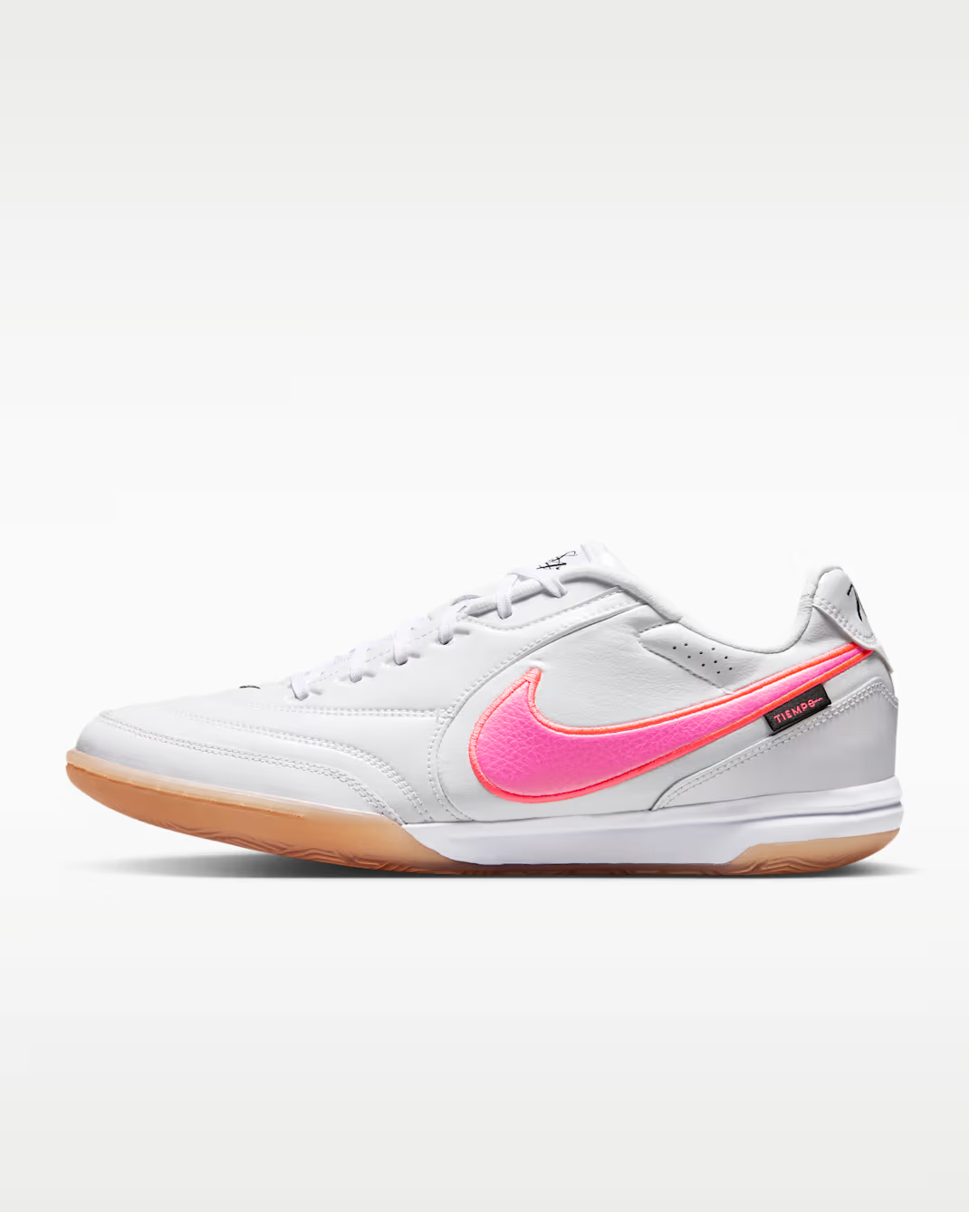 NIKE TIEMPO STREETGATO RRM 室內/街場足球鞋 白粉色