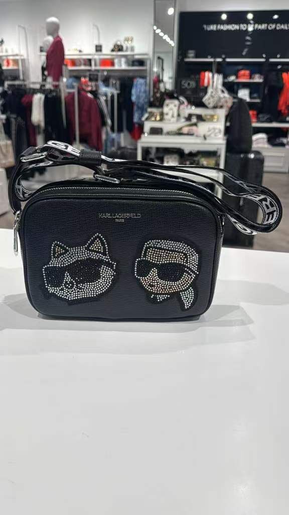 【預購】Karl Lagerfeld  H060253 黑色斜孭袋