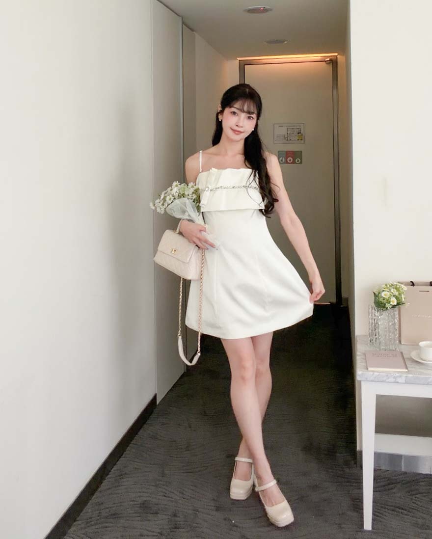 LINA LINA千金姿態鑽石滾邊蝴蝶結壓摺洋裝-氣質米白S-L