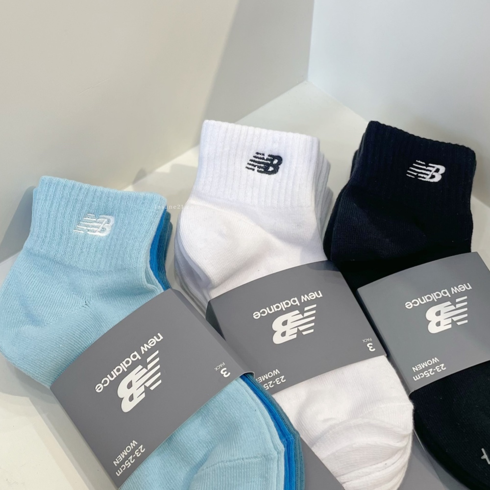 NEW BALANCE 刺繡LOGO 中筒襪 抗菌除臭 黑白藍三色 三雙一組