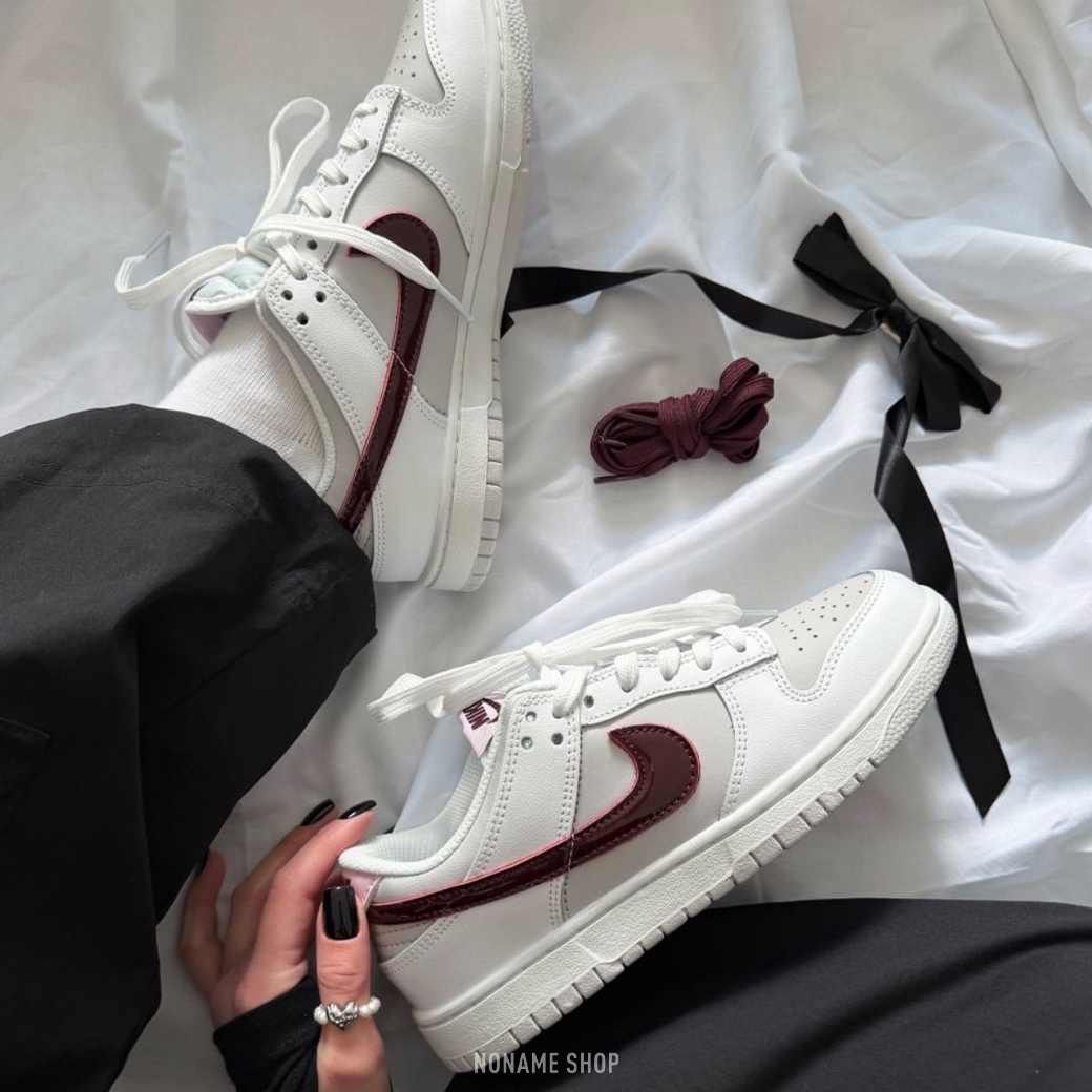 NIKE DUNK LOW "PLUM CHALK" 奶白酒紅 (女款)