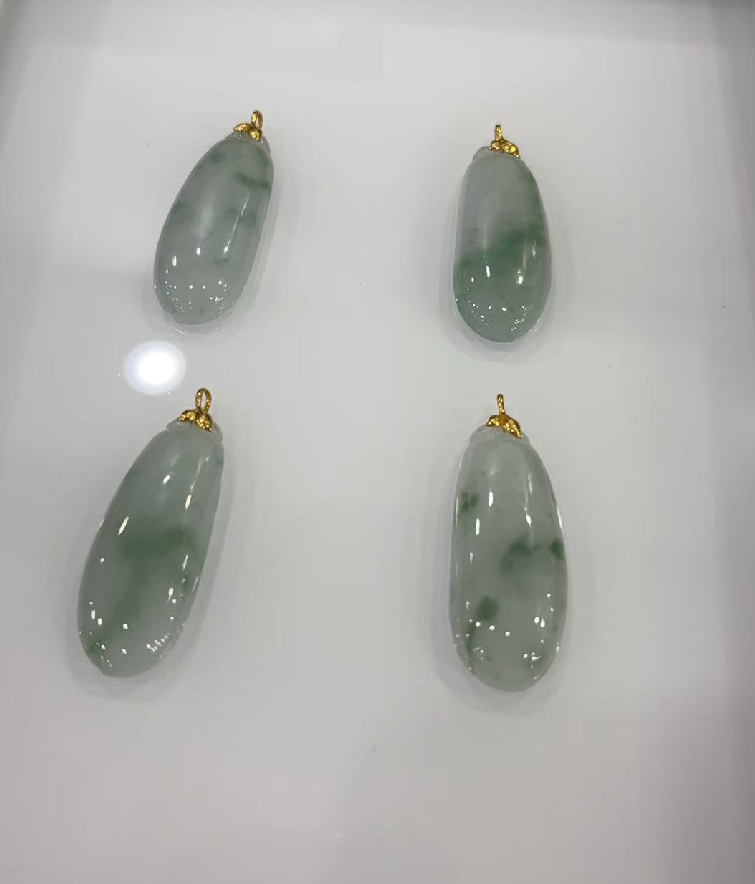 TK27 翡翠18K福瓜 (JD3334) **連證書