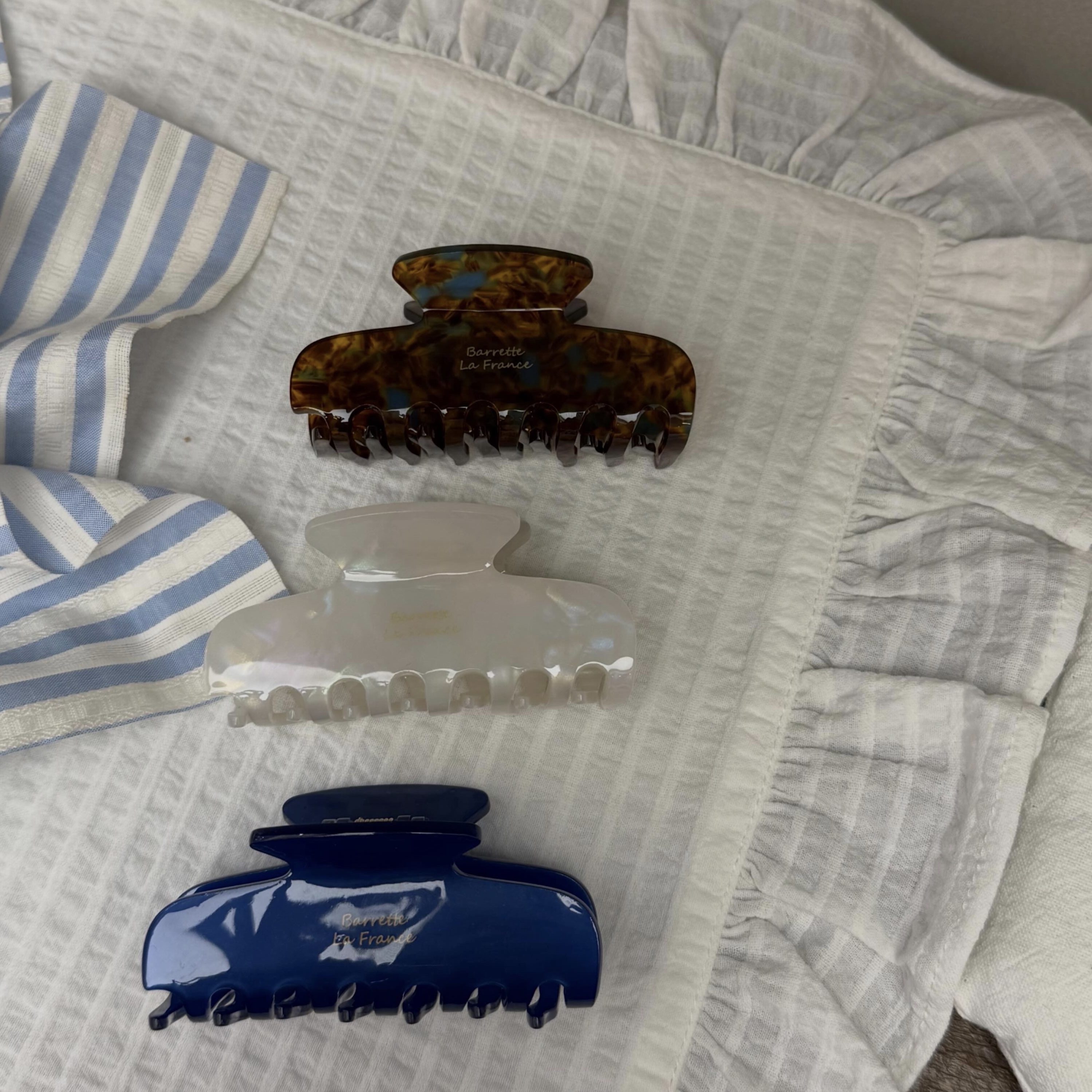 JS24貝殼光鯊魚夾(白/寶藍/混色咖，無折扣)