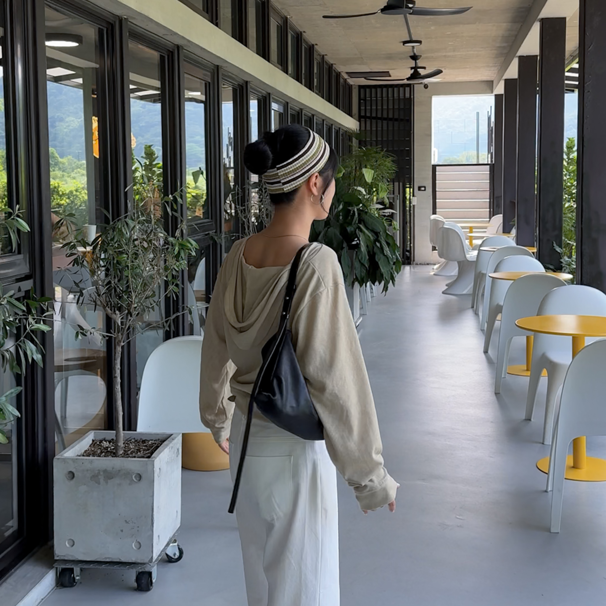 JS09修飾口袋夏日連帽防曬T(奶黃)