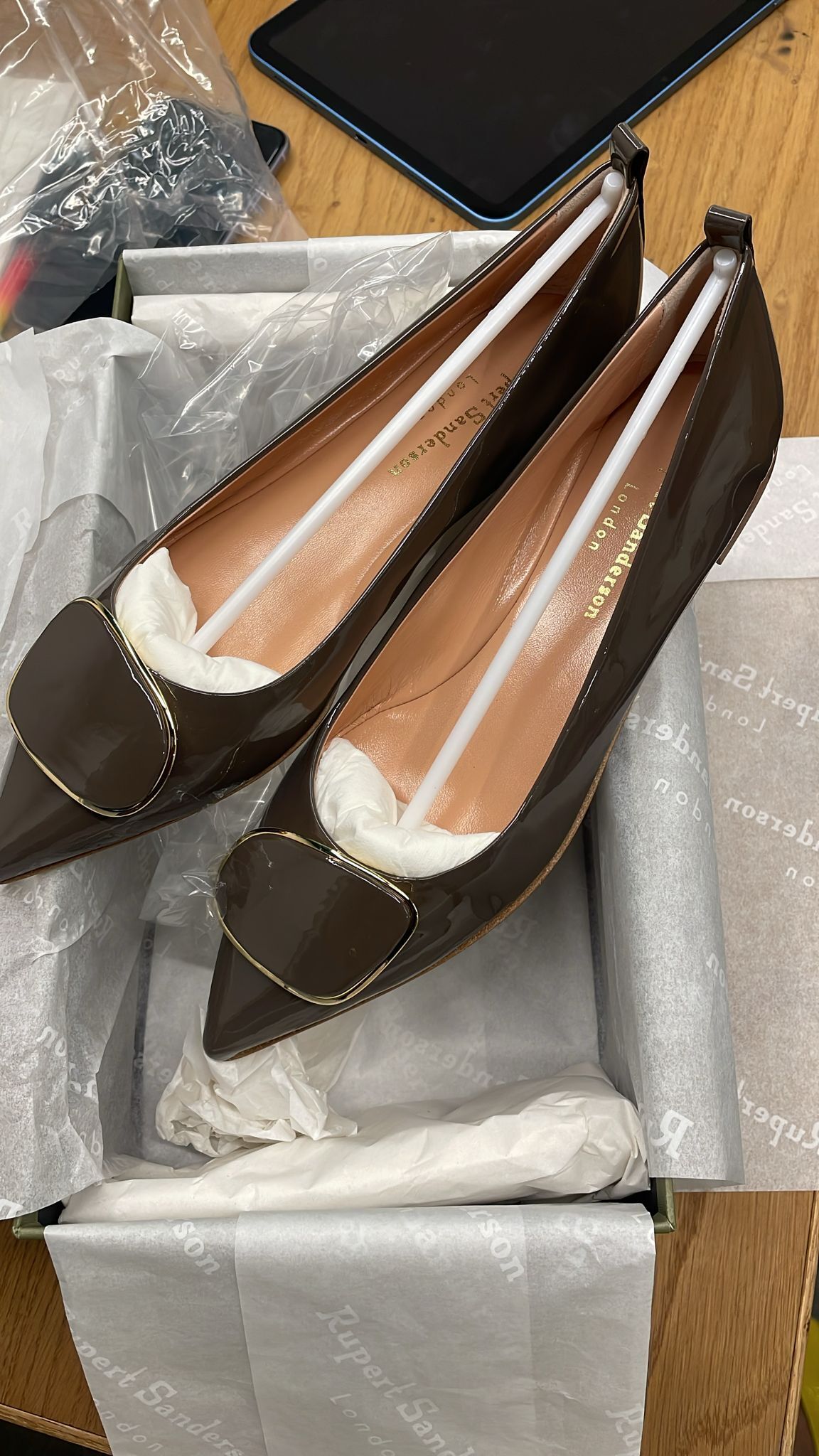 Rupert Sanderson Claudette flats fondette