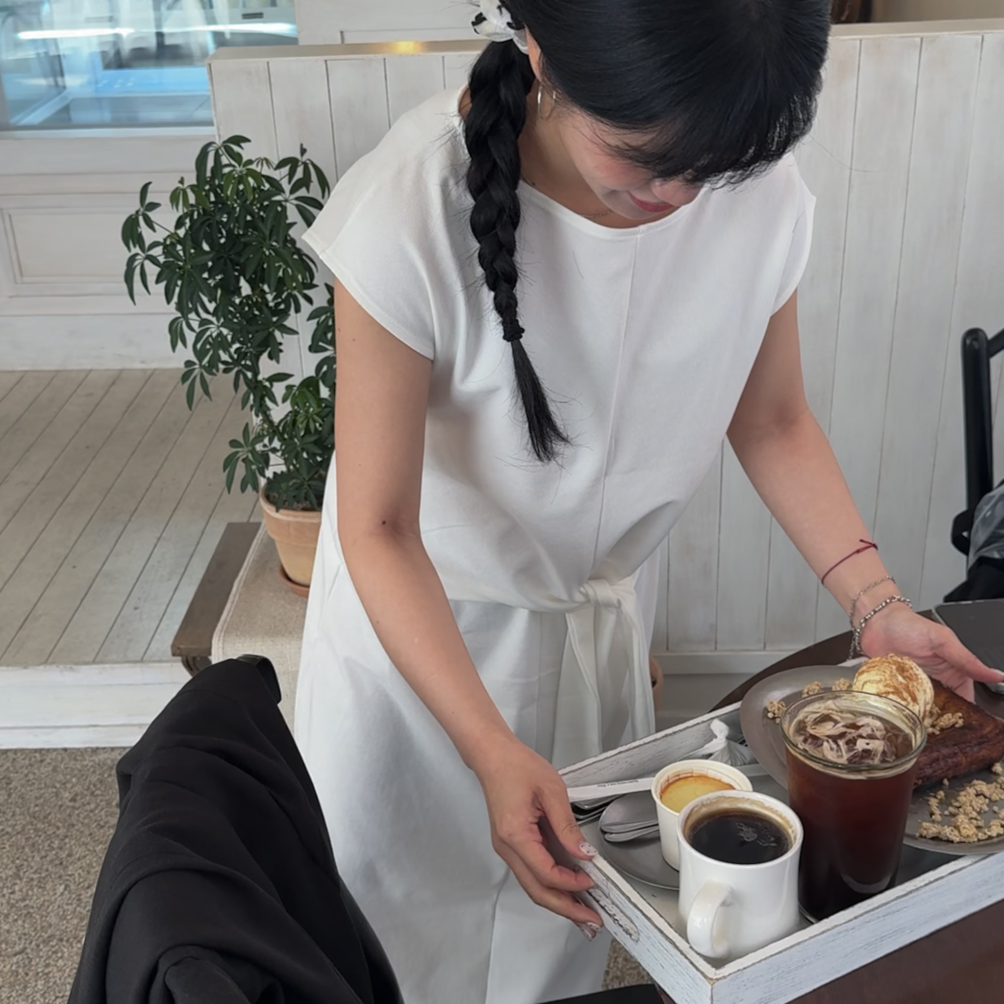 JS12小姊姊氣質單側綁帶洋(白)