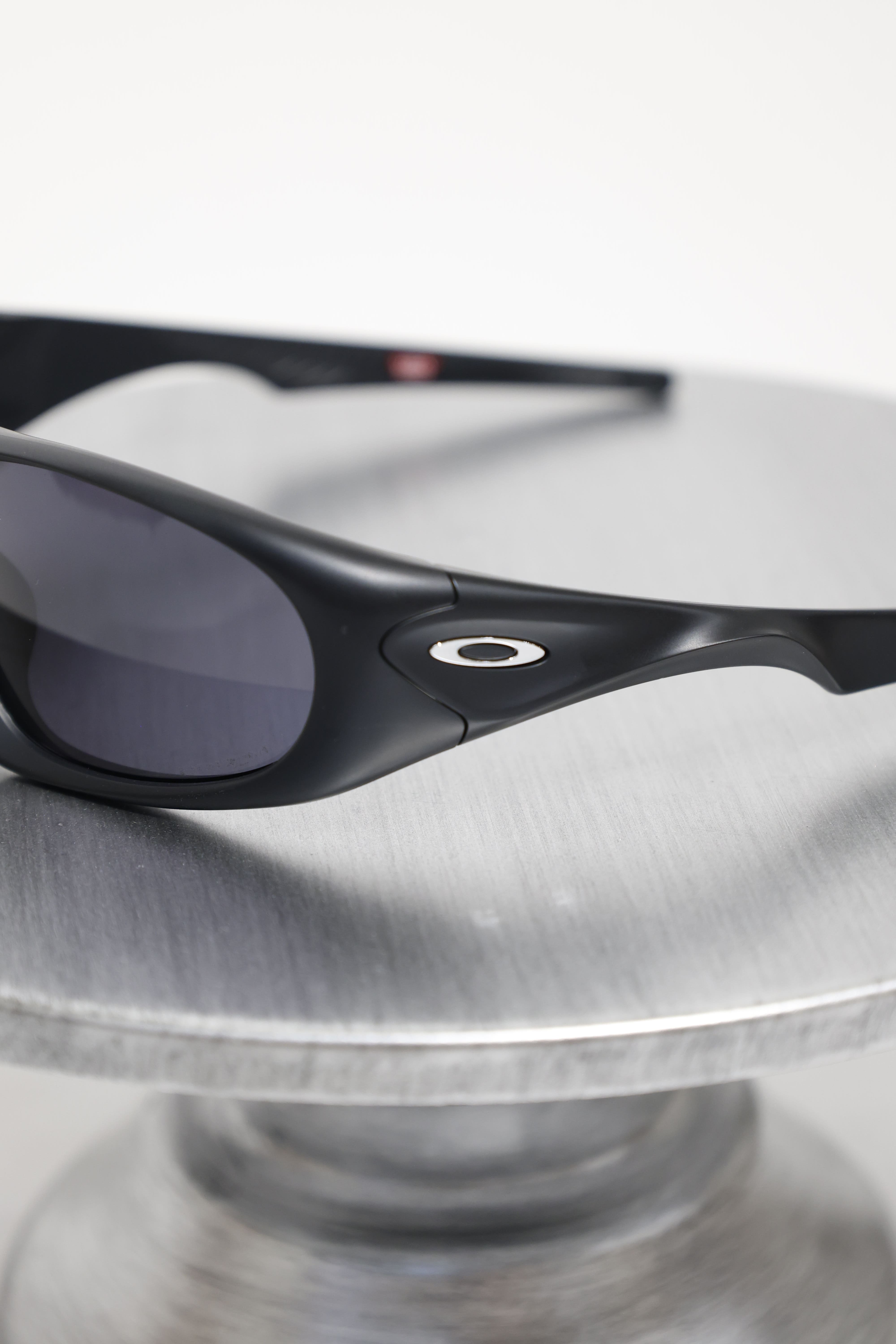 OAKLEY Neoforma 太陽眼鏡 0OO9528-0160
