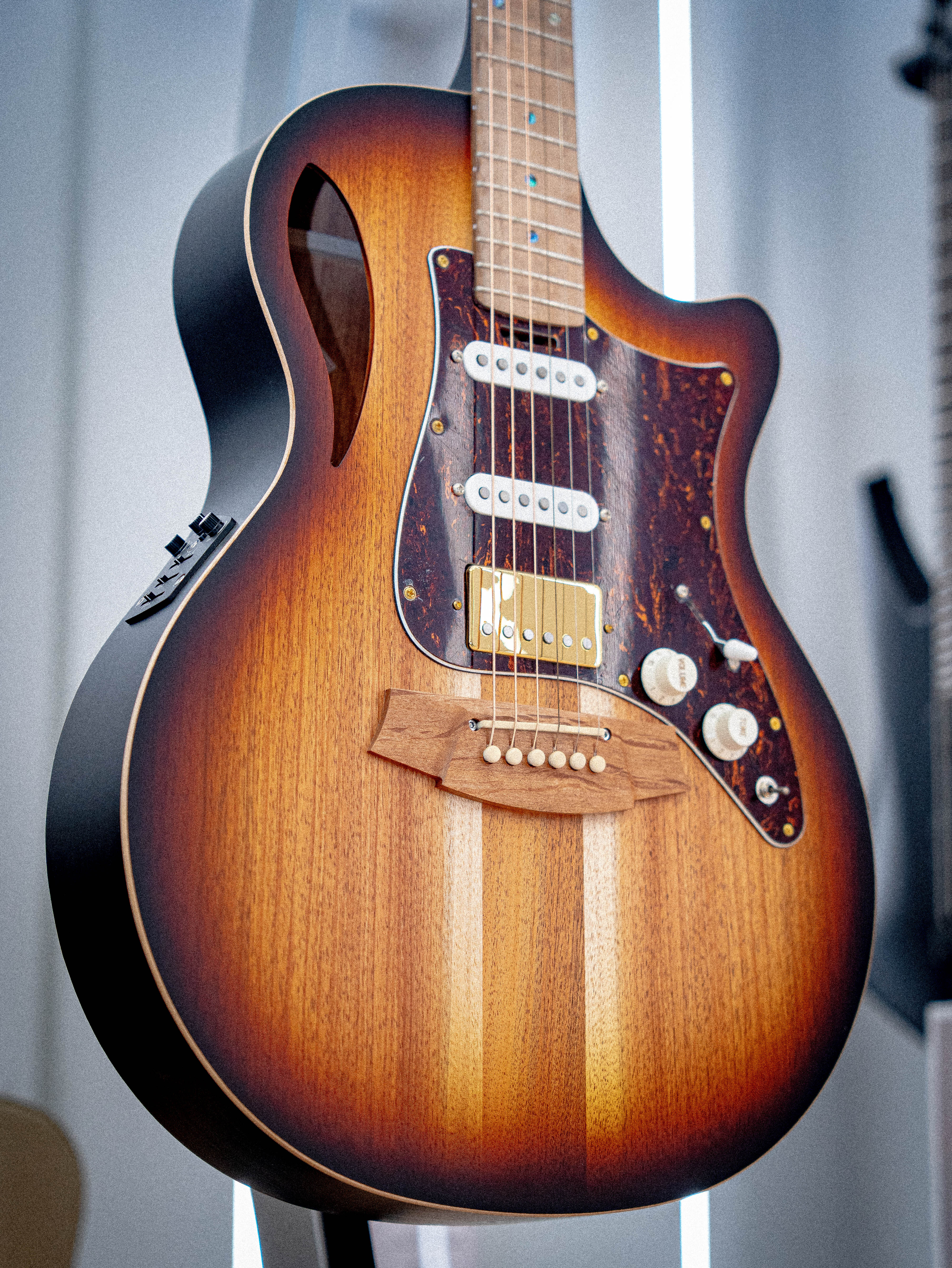 Cole Clark TL2EC BLBL-HSS-SUN 澳洲精品吉他 空心吉他