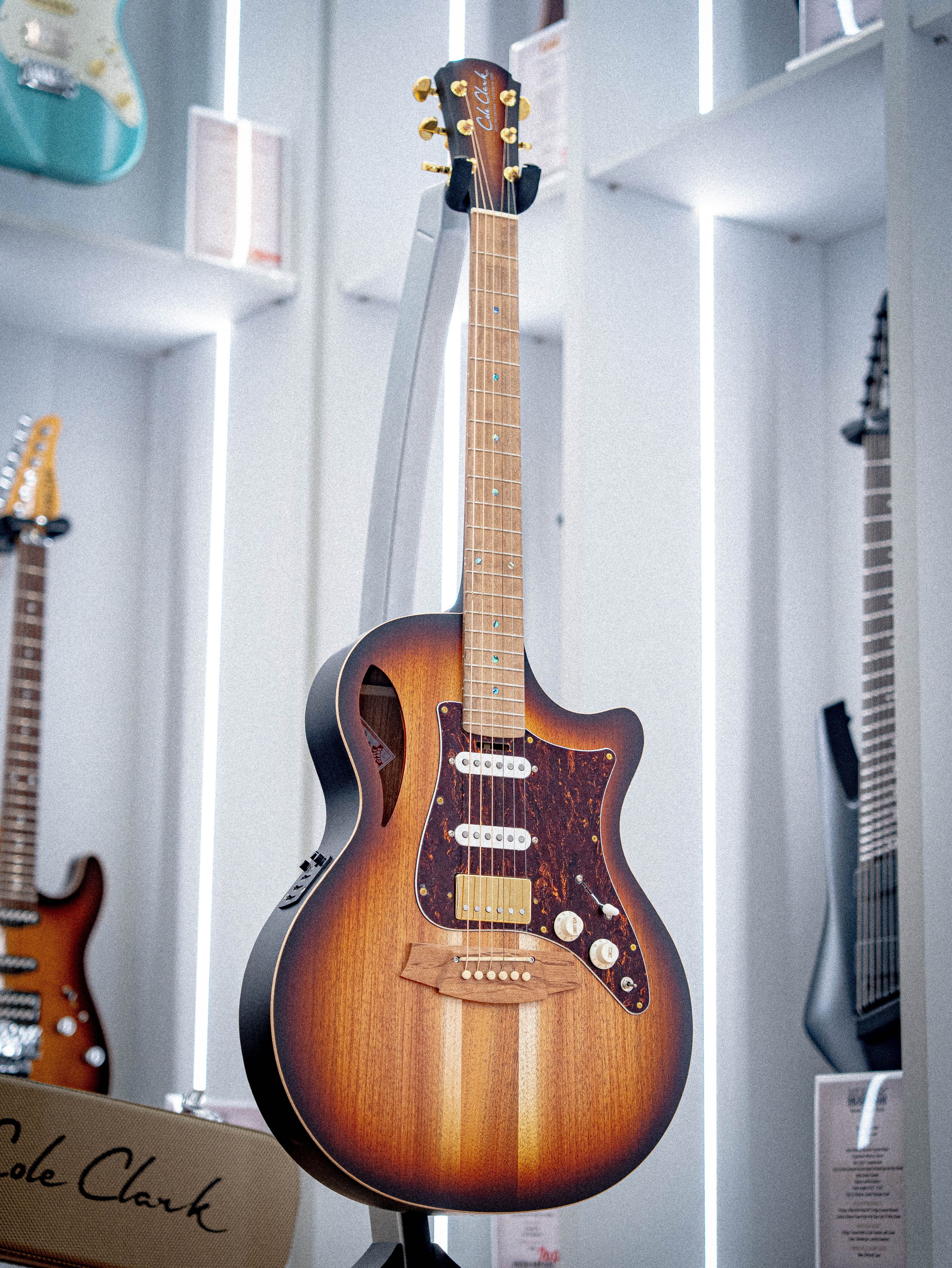 Cole Clark TL2EC BLBL-HSS-SUN 澳洲精品吉他 空心吉他