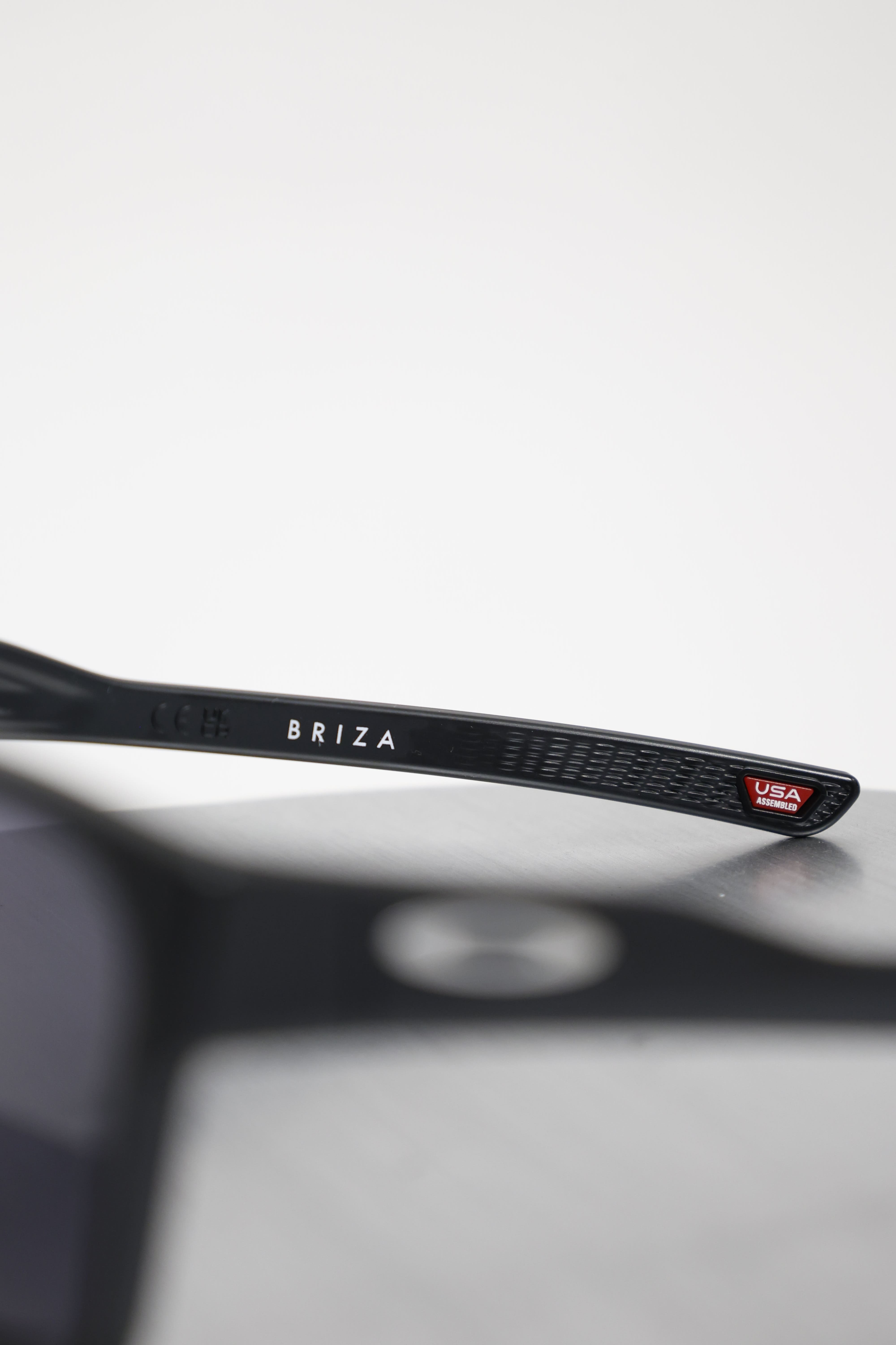 OAKLEY BRIZA 太陽眼鏡 0OO9497-0158