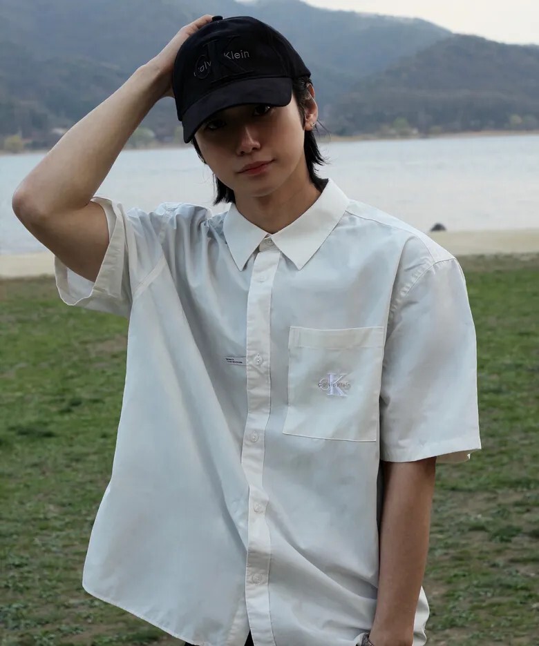【預購】Calvin Klein 寬版 素色 直條紋 襯衫 LNGSHOT Ohyul 權五律 同款