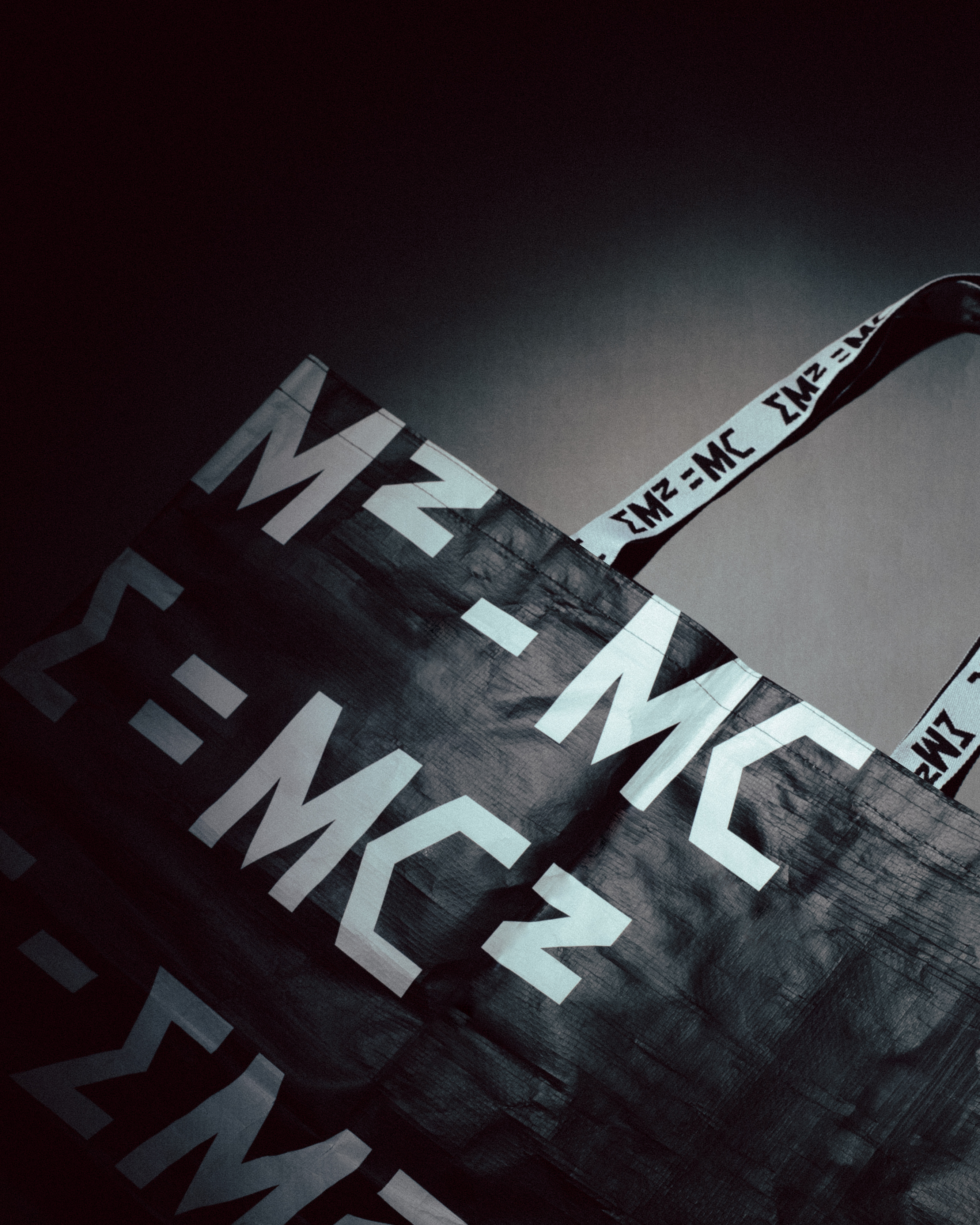張天賦 E=MC2 演唱會 2026 - 黑色購物袋