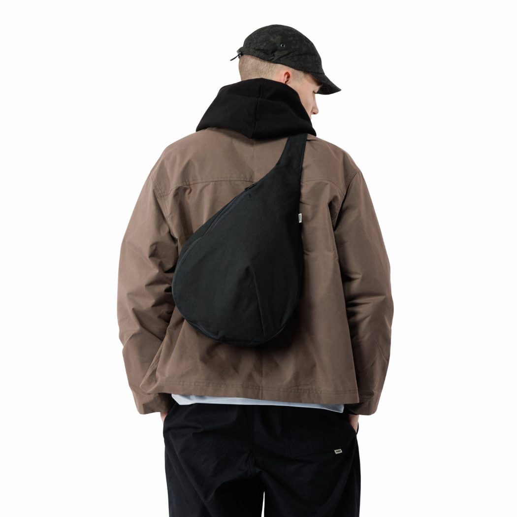 Crescent Crossbody Sling Bag 新月機能斜背包