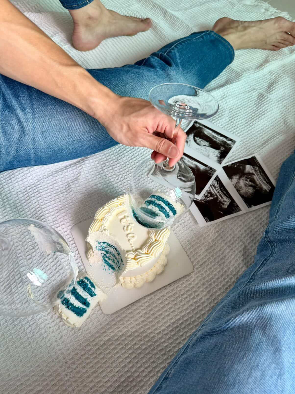 4" Gender reveal 蛋糕