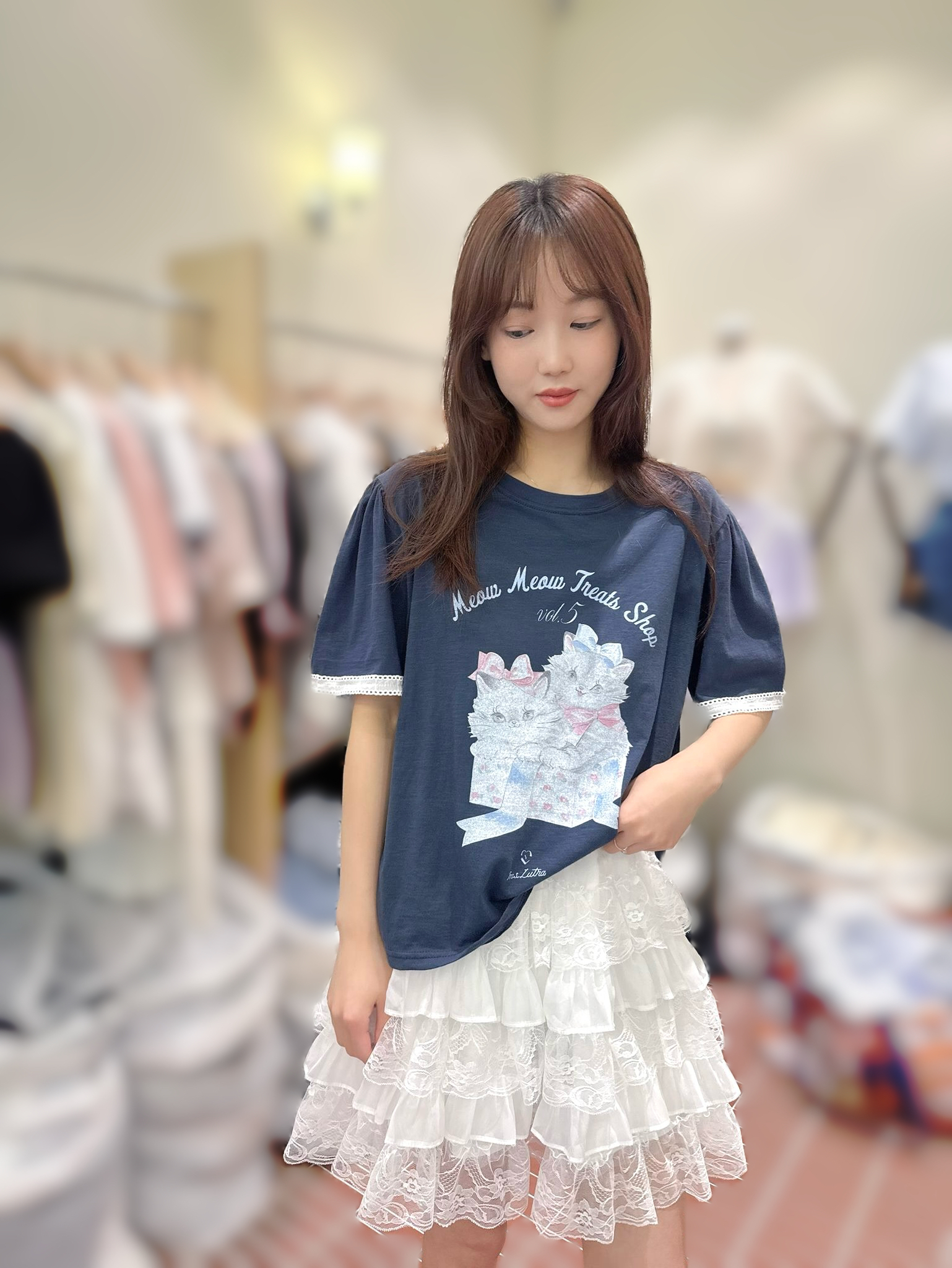 BE06 胸47 長24 $419 (一口價)