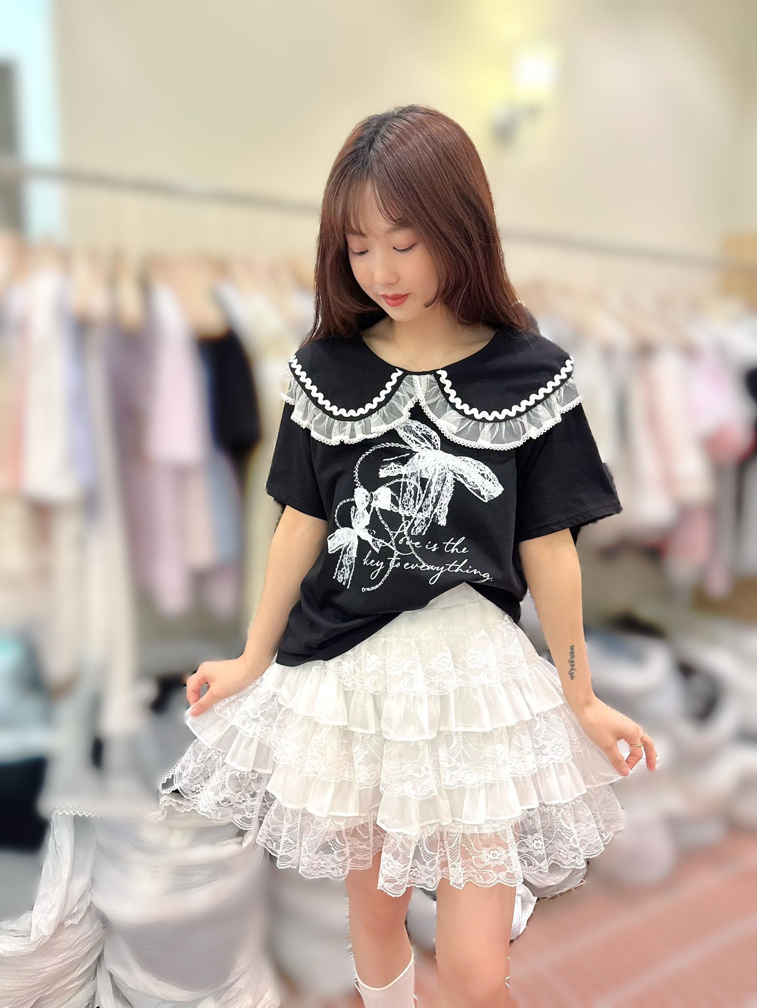 BE14  下身 腰26-34 hip46-50長19 $519 (一口價)