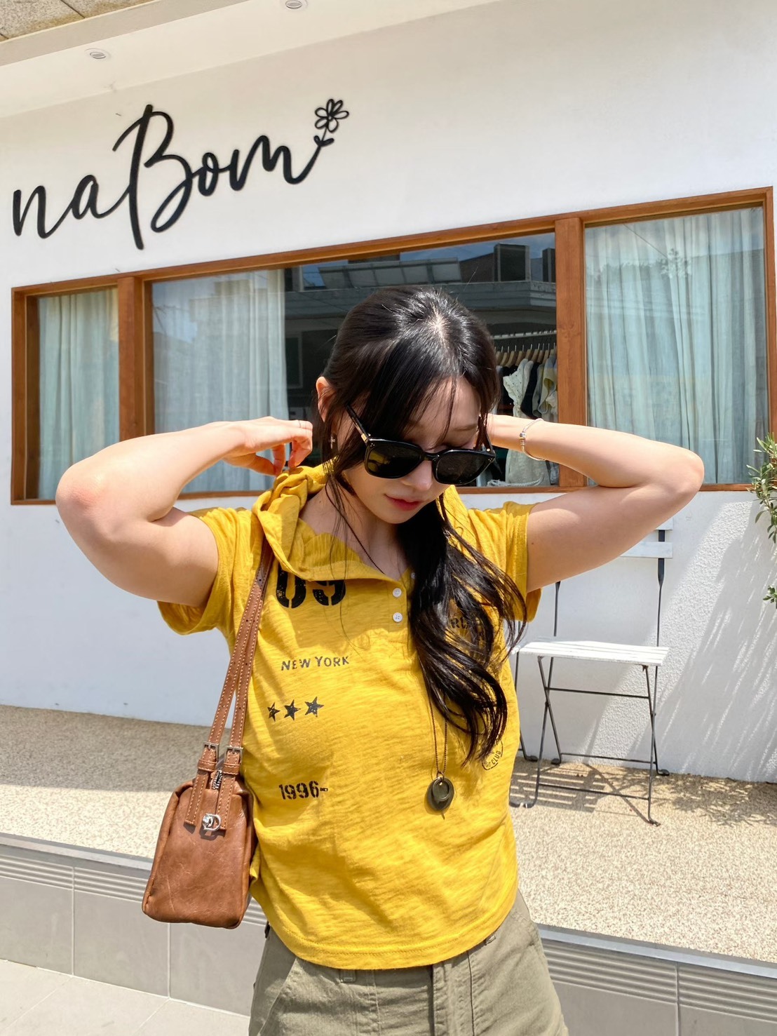 09連帽星短袖T
