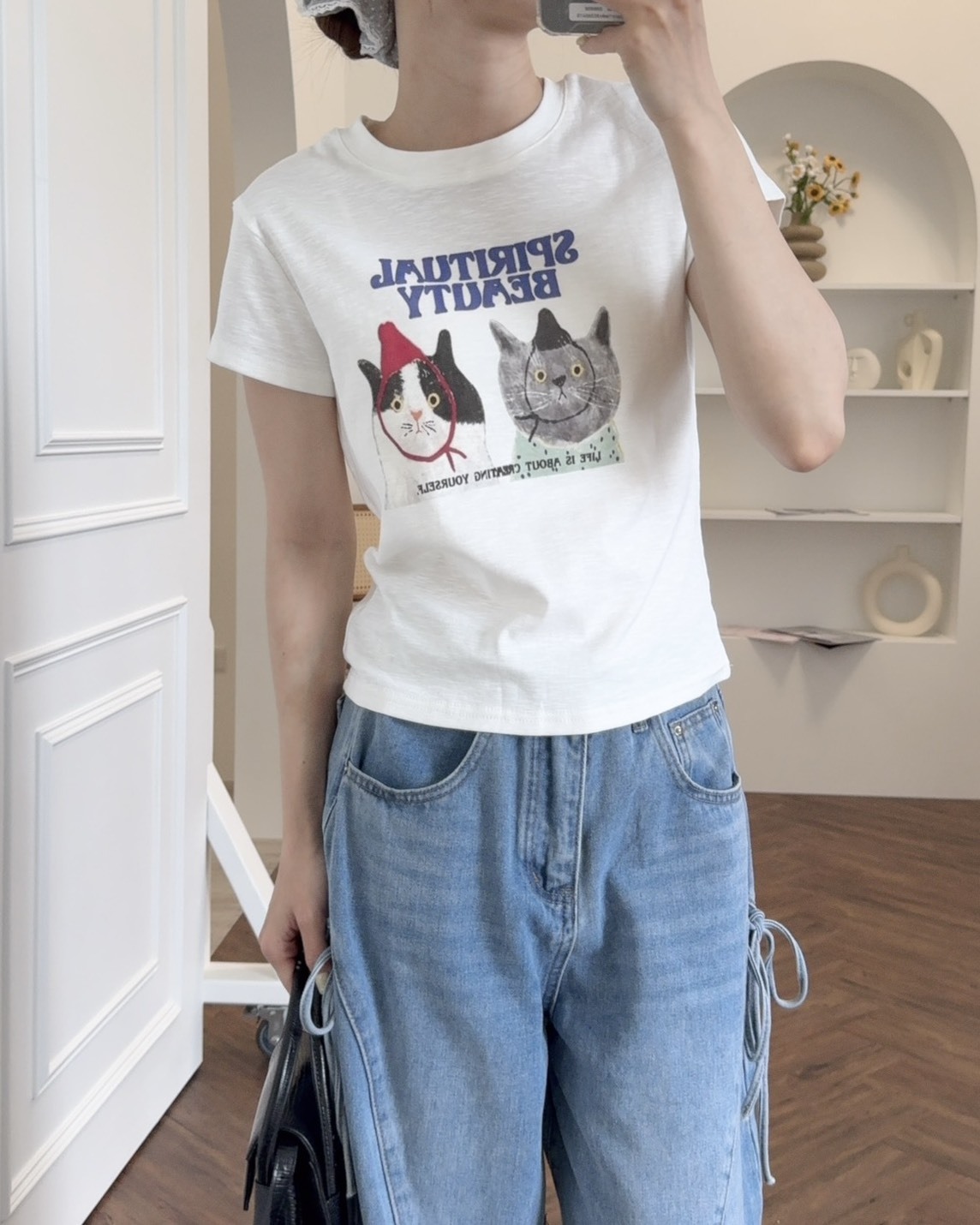 法朵Fado shop｜貓咪派對 🐾 手繪插畫親膚短T 0215156 四色