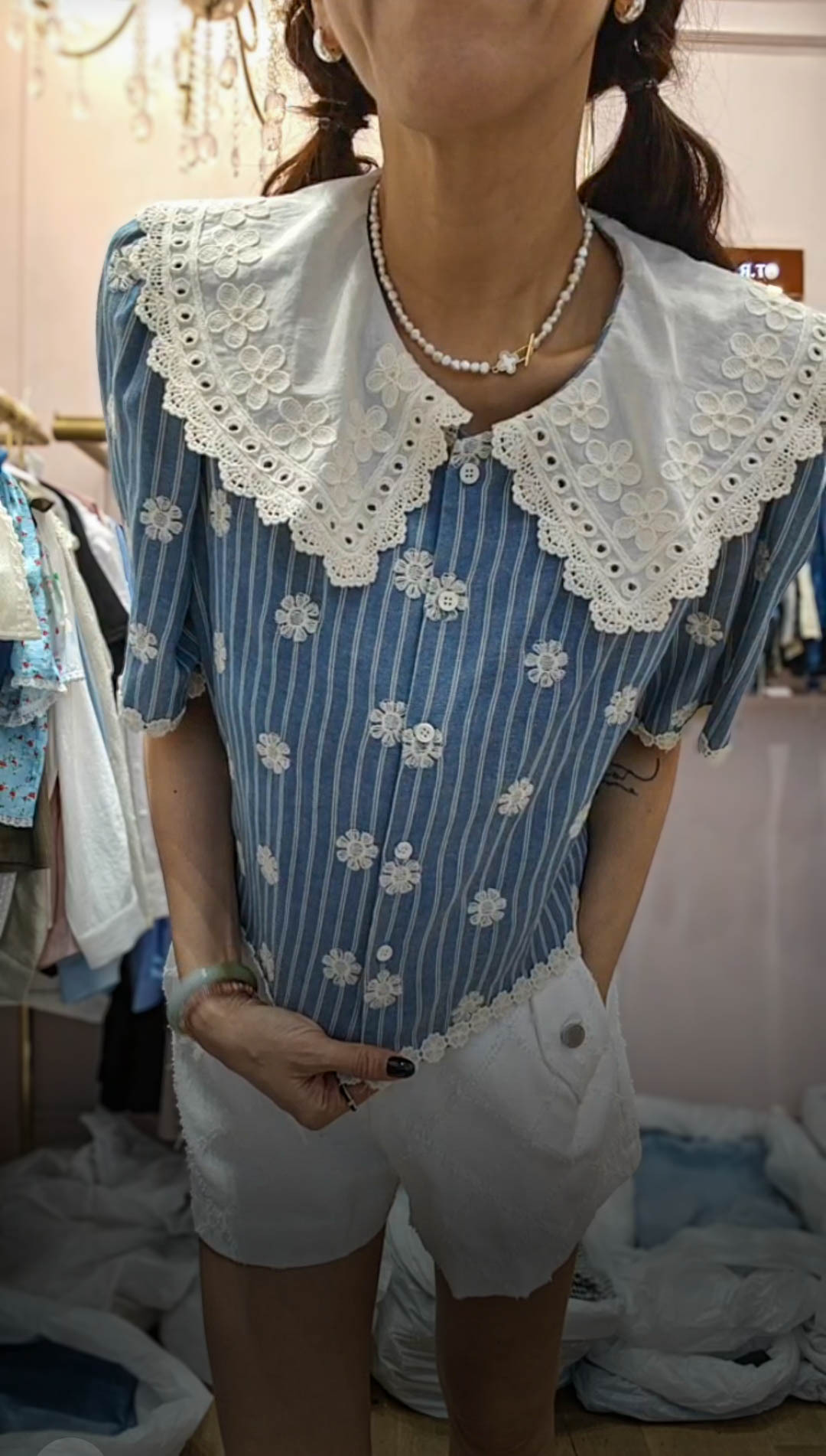 🎈K8091  ▶️小雛菊刺繡娃娃領上衣 👉B:102cm L:46cm