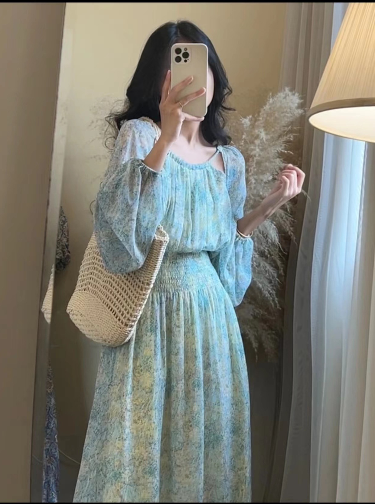 sweet-and-gentle-floral-dress