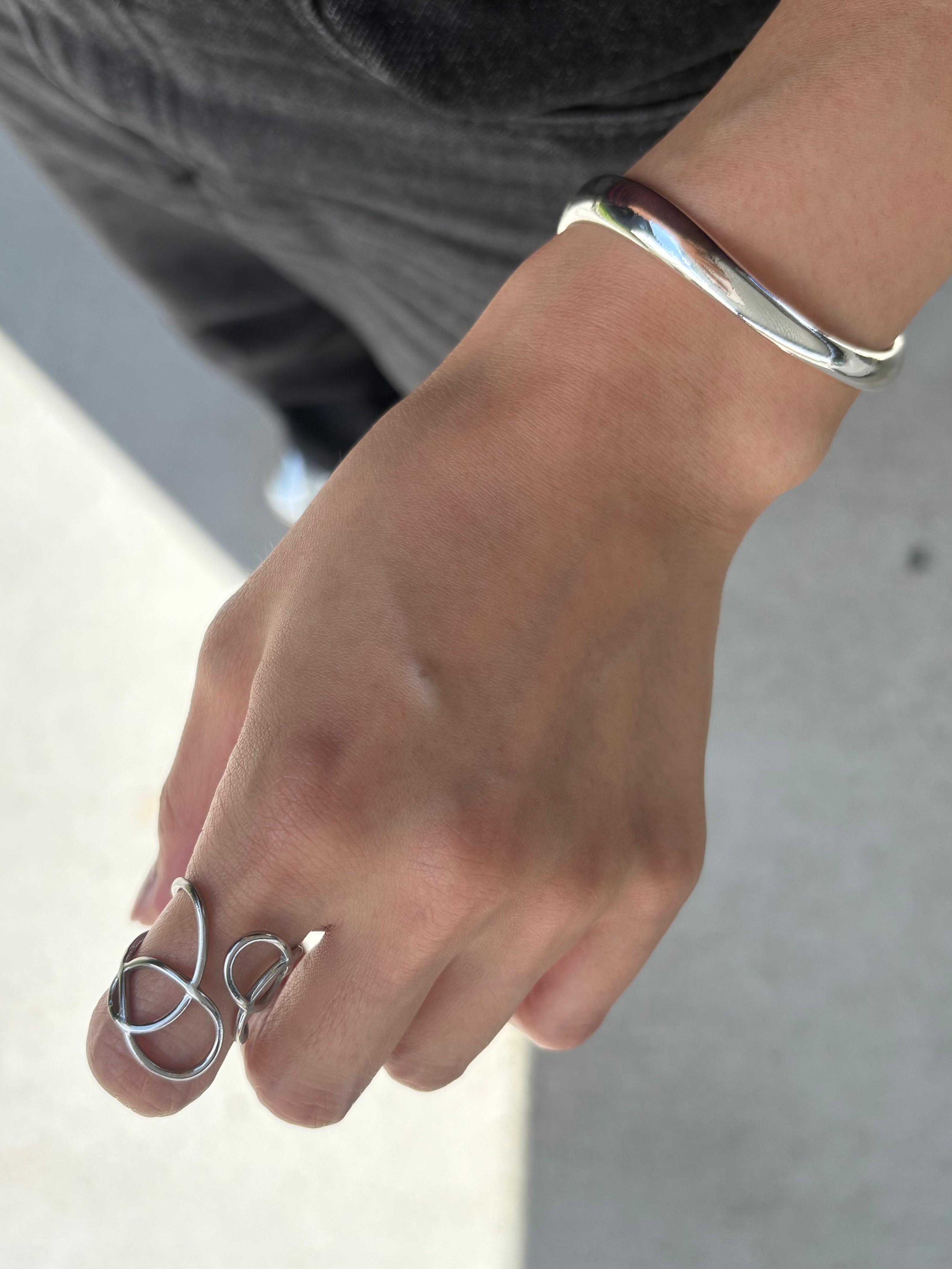 loop art ring