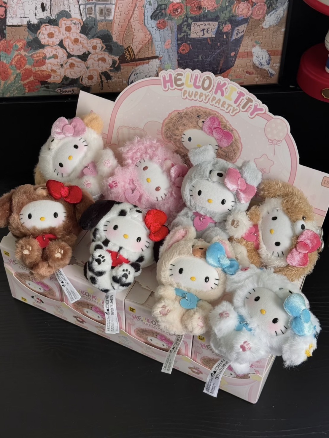 < ≽^•༚•🎀≼ 正版授權✨> TOPTOY x SANRIO三麗鷗 HELLO KITTY 小狗派對系列 吊飾盲盒