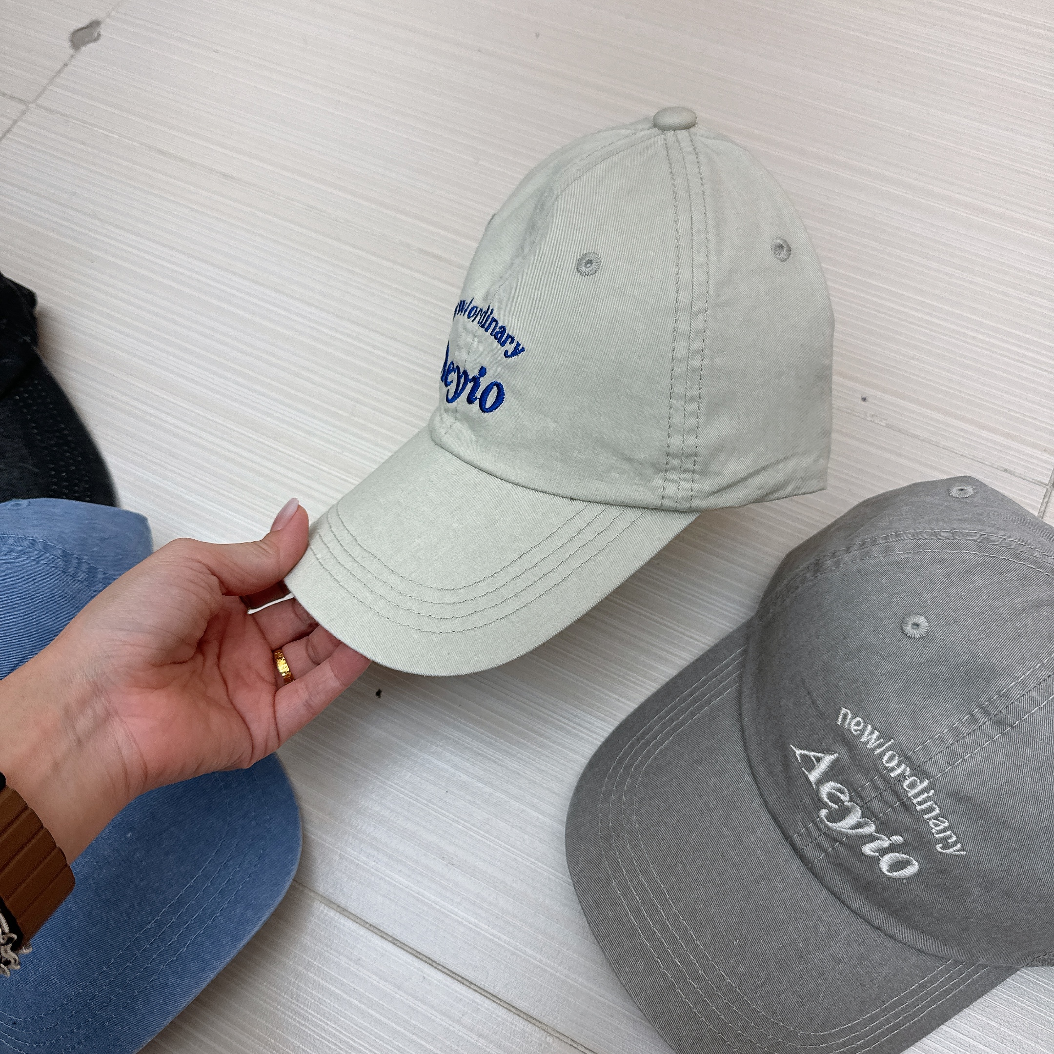 Y01