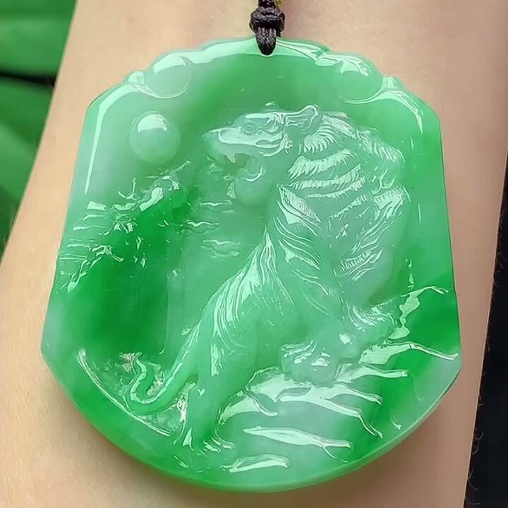 翡翠飄綠虎牌,天然翡翠A玉, 緬甸玉, Jade, Jadeite